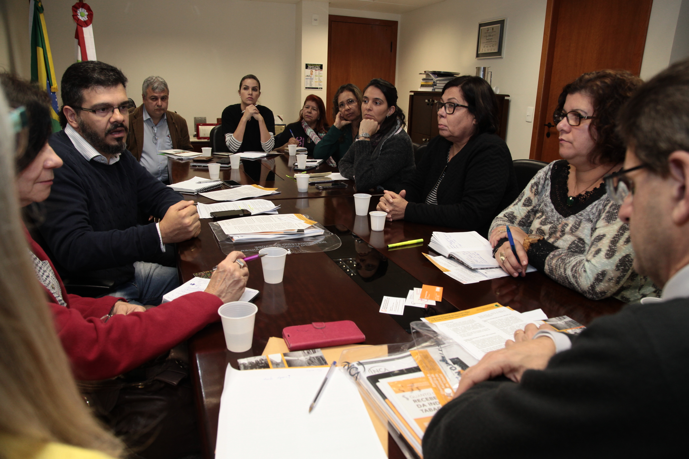 Deputado Saretta Recebe Comitiva do Instituto Nacional do Câncer.