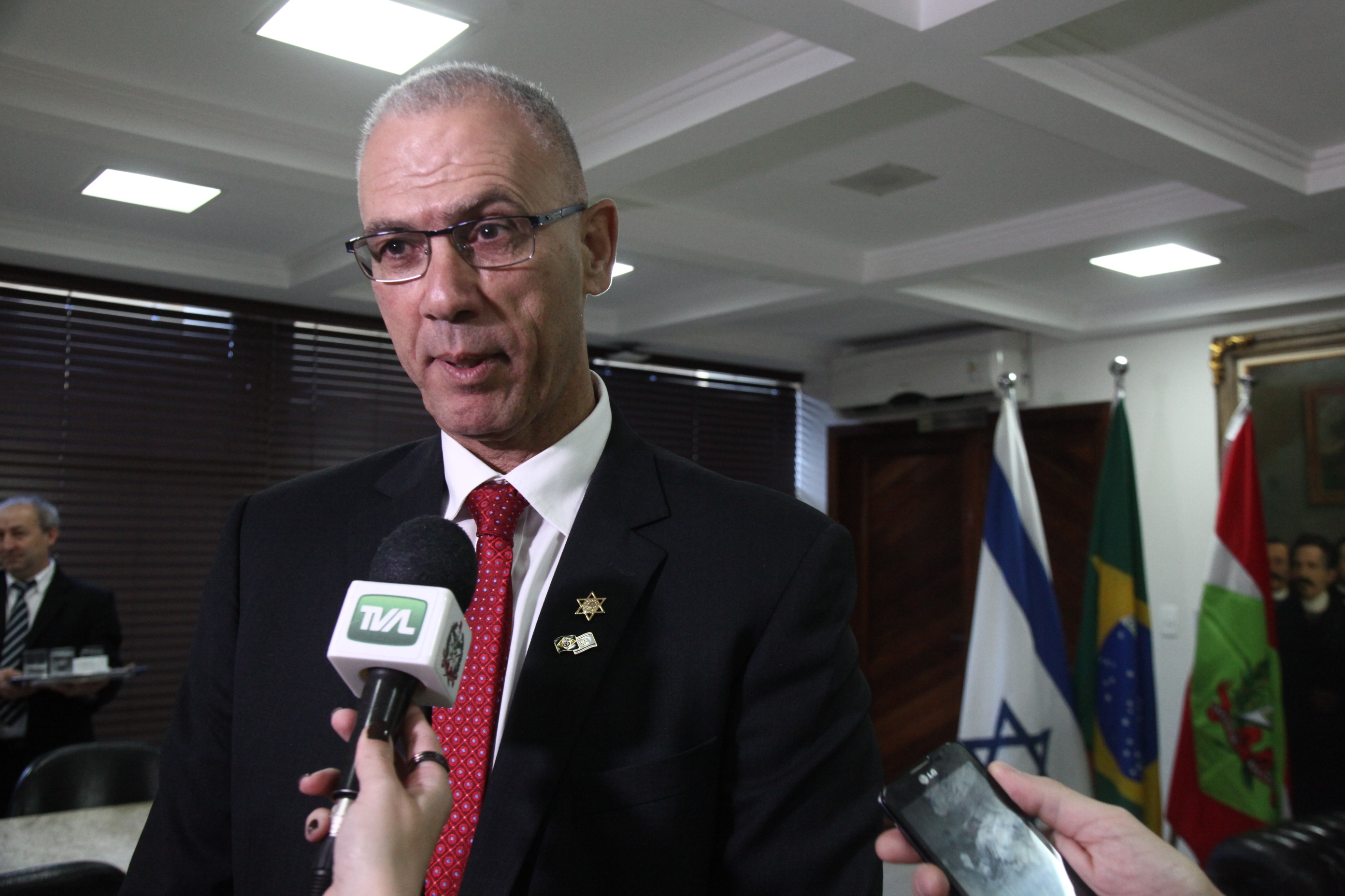 Yossi shelley Embaixador de Israel