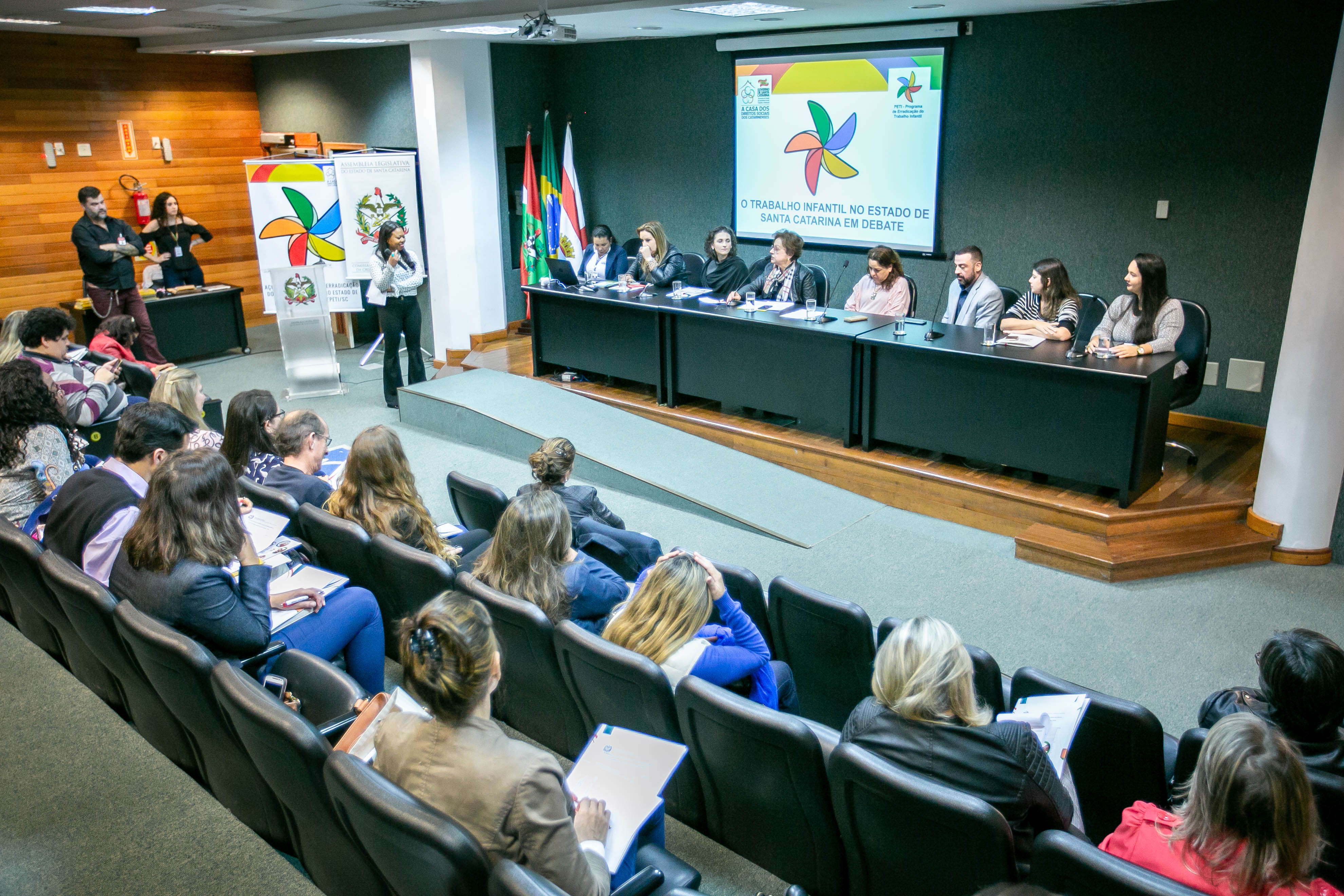 Audiência Pública com o tema “Trabalho Infantil no Estado de Santa Catarina”