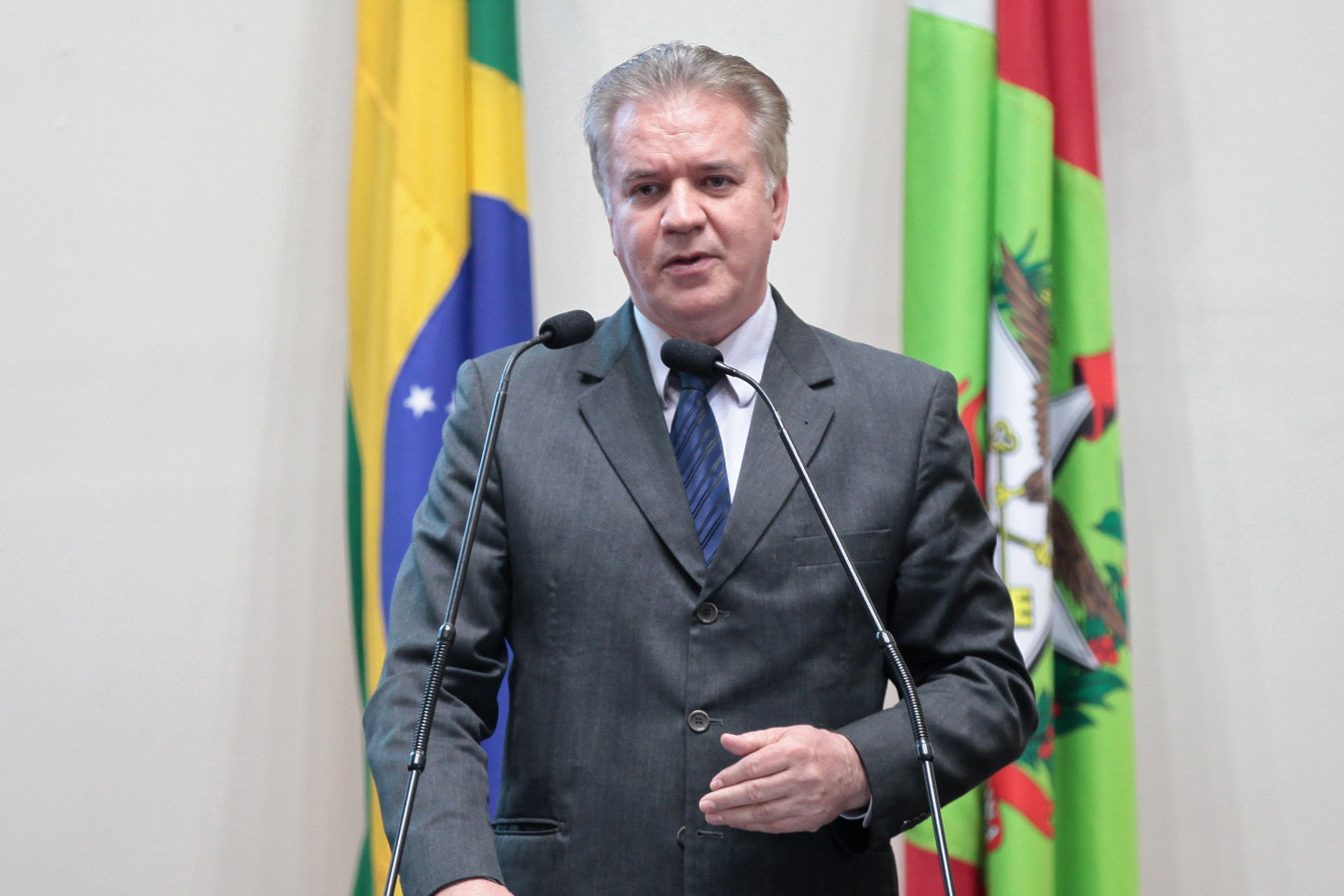 Deputado César Valduga (PCdoB). Sessão Ordinária