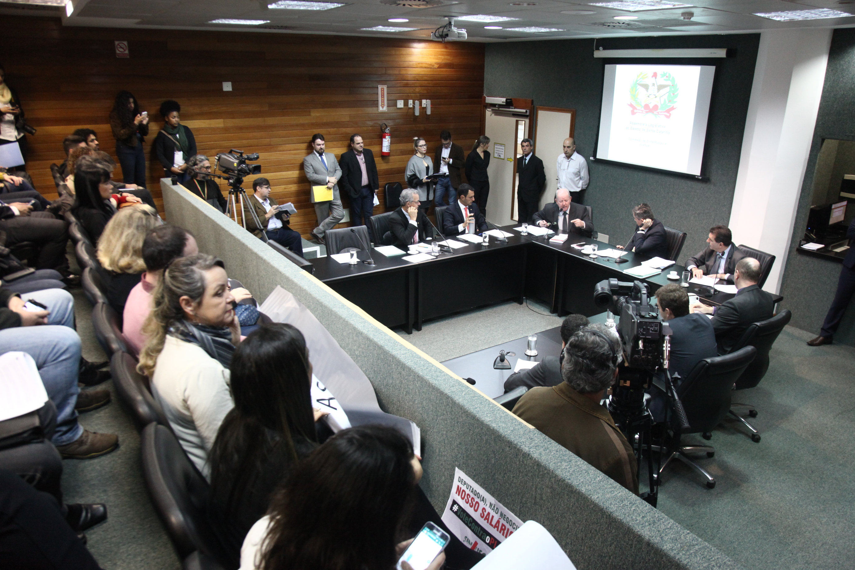 Comissão de Constituição e Justiça