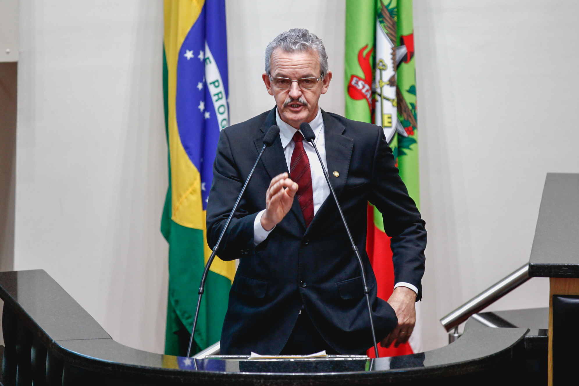 Deputado Dirceu Dresch (PT). Sessão Ordinária.