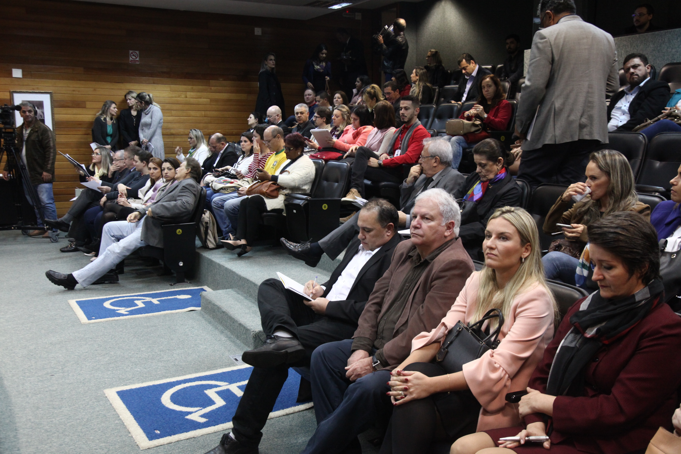 Audiência Publica para Discutir a Implantação da Lei 17. 066/ 2017 e efetivo Funcionamento do SISREG