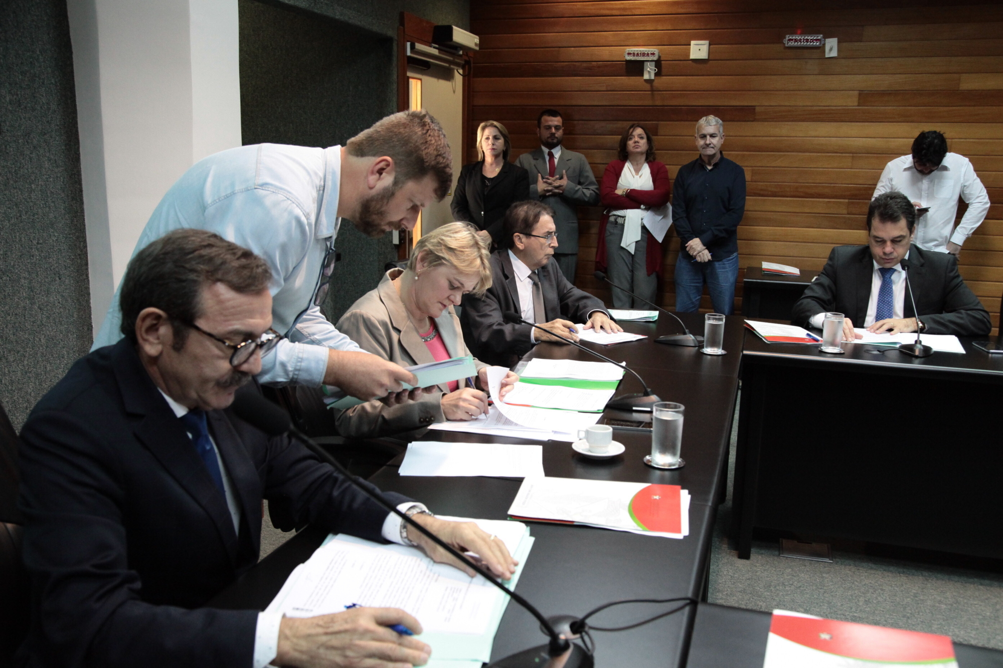 Comissão suspende tramitação de projetos sobre patrimônio imaterial