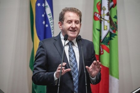 Deputado Valmir Comin