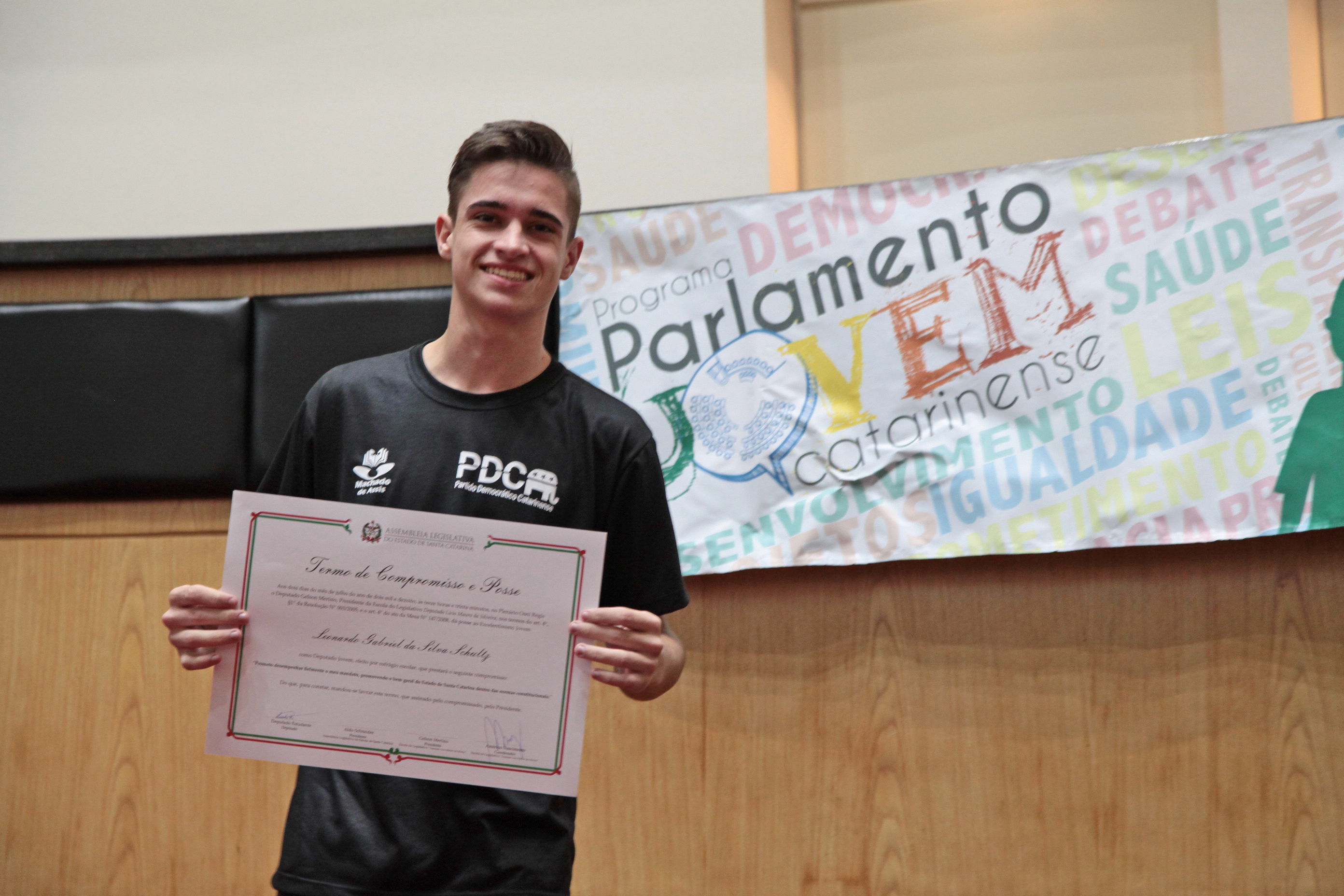 Parlamento Jovem - diplomação.