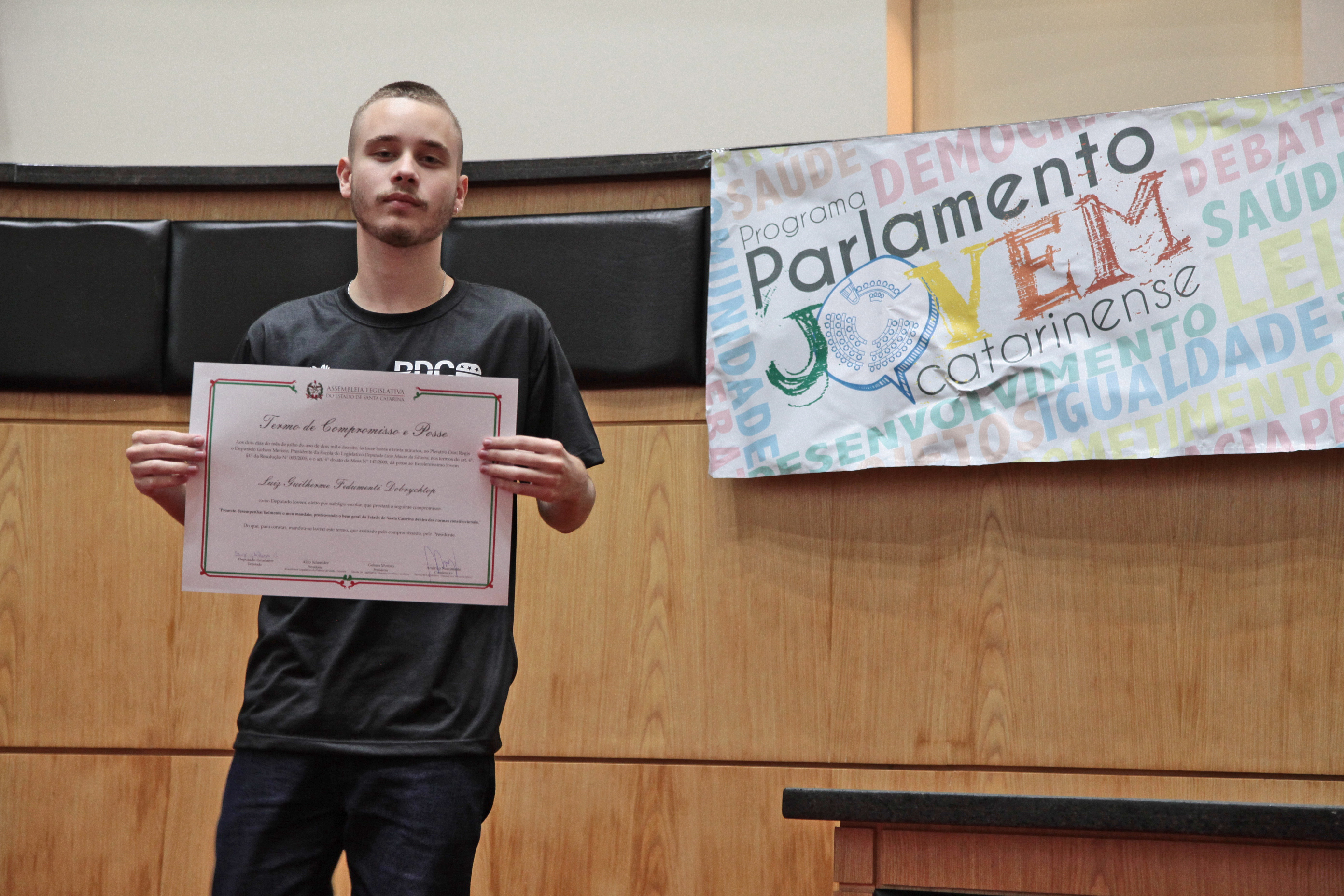 Parlamento Jovem - diplomação.