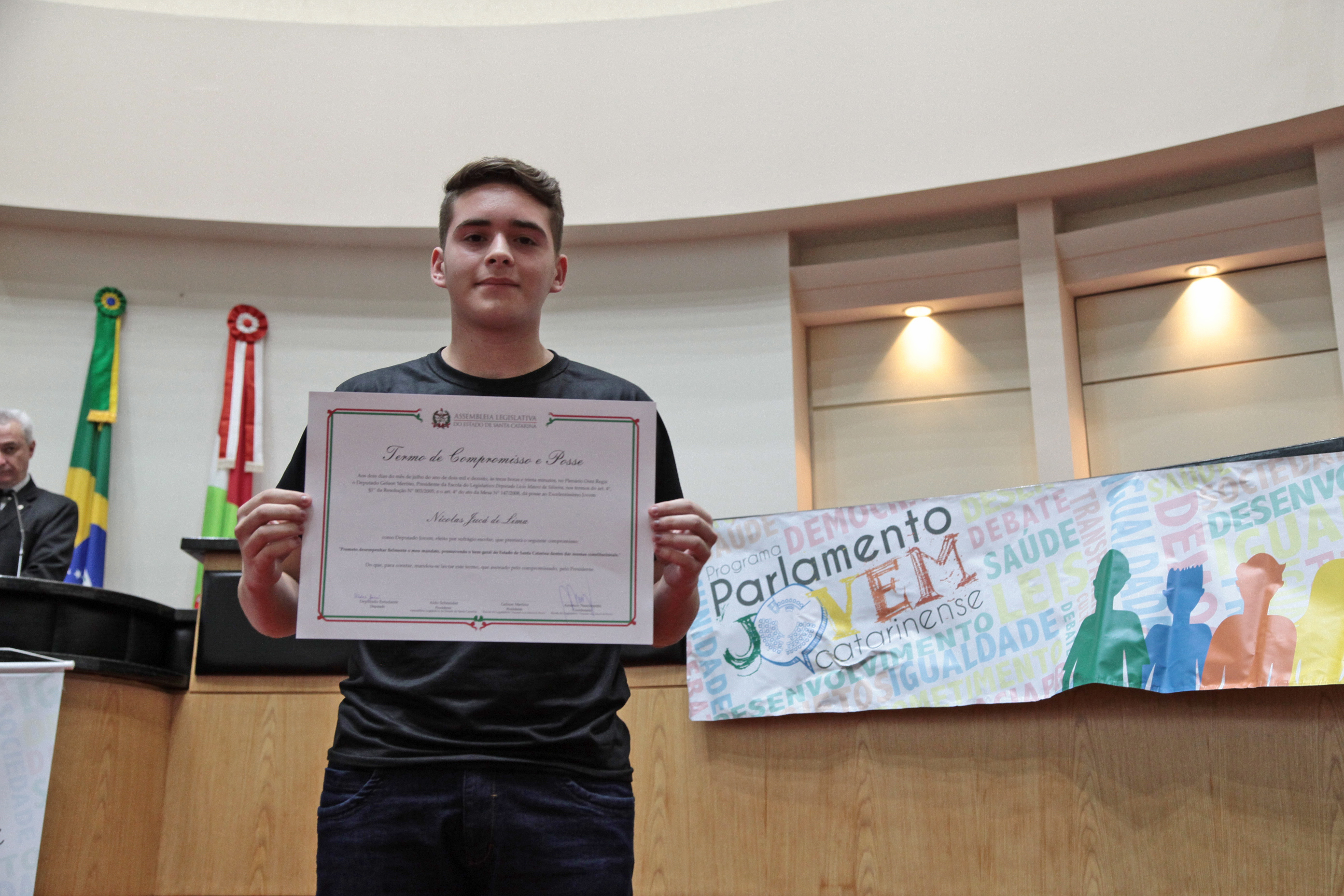 Parlamento Jovem - diplomação.