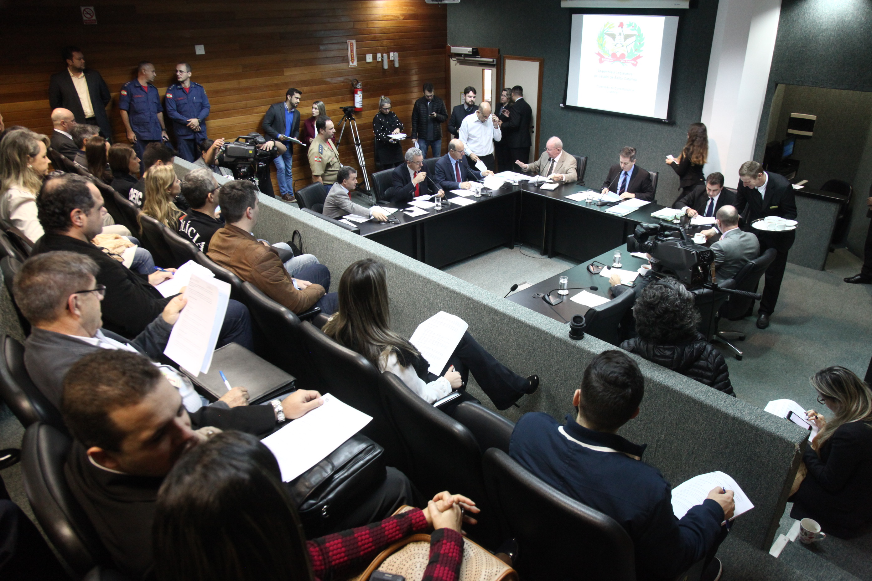 Comissão de Constituição e Justiça