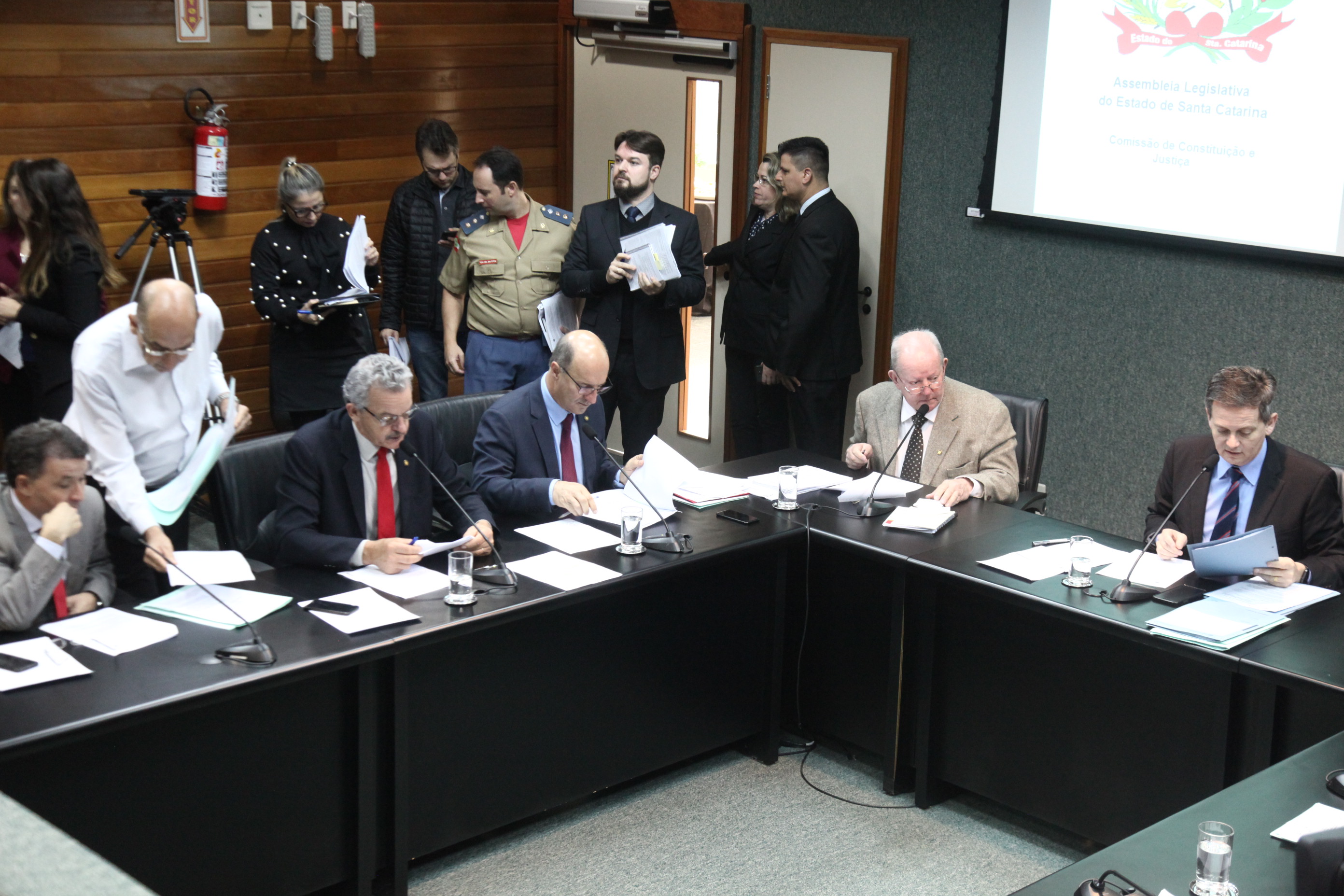 Comissão de Constituição e Justiça