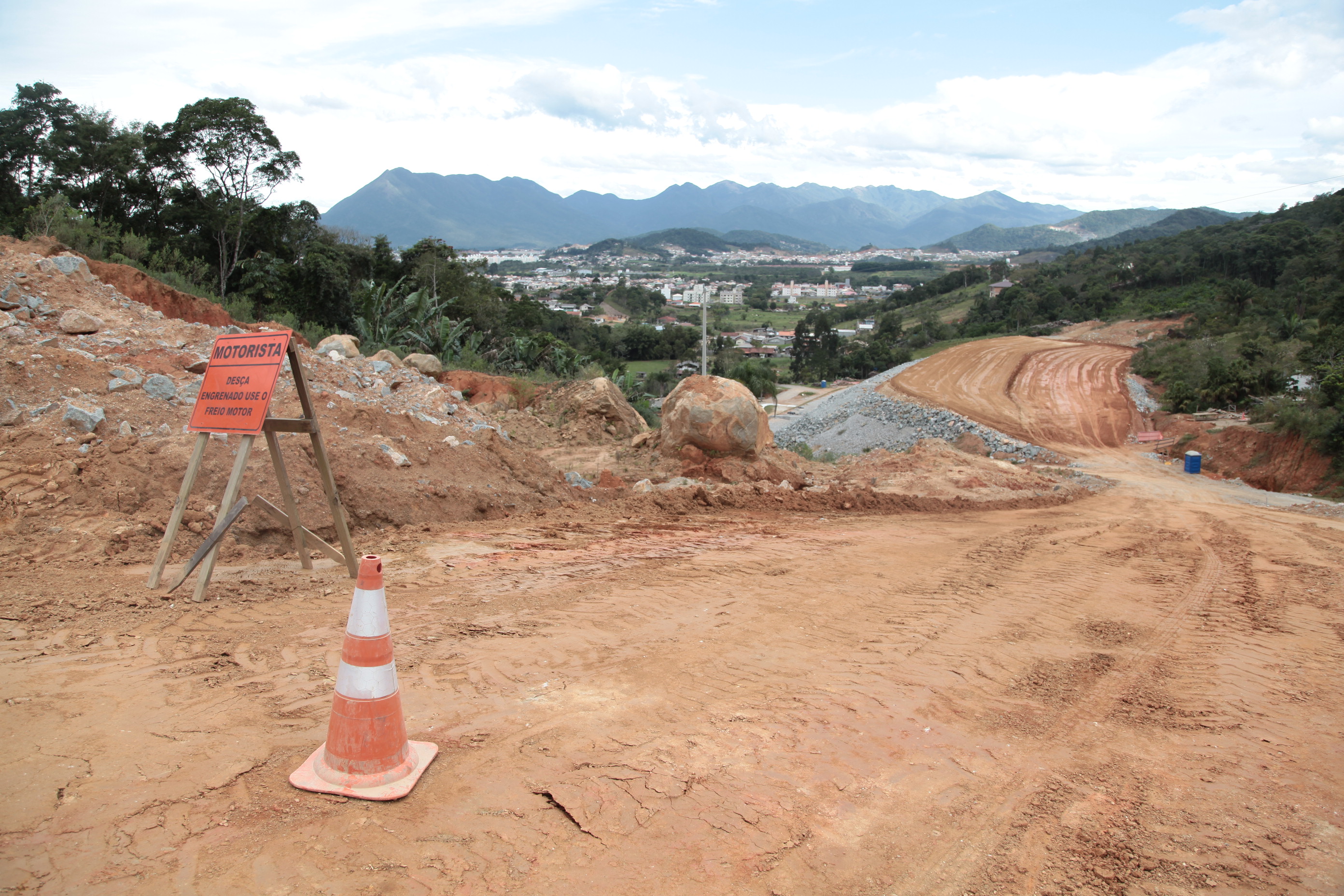 Equipe da Comissão de Transportes da Alesc Visita Obras do Anel Viário de Florianópolis.
