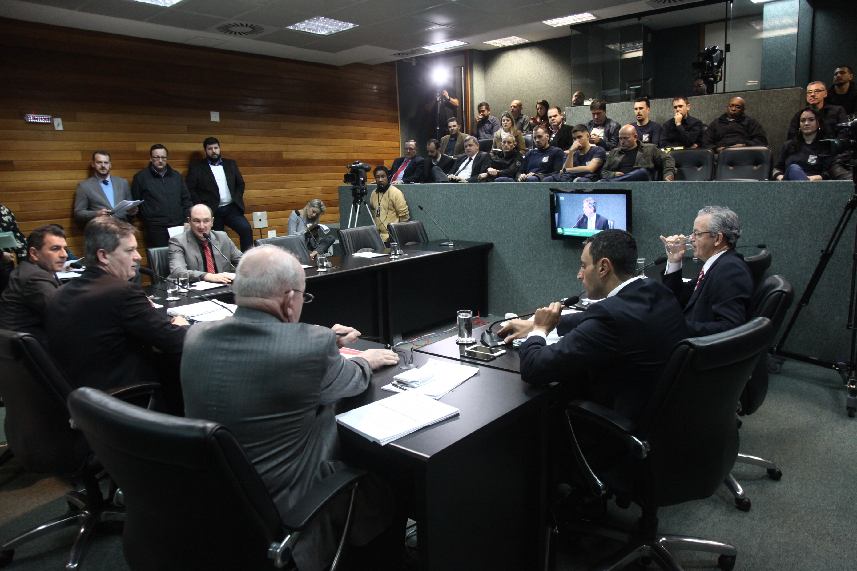Comissão de Constituição e Justiça