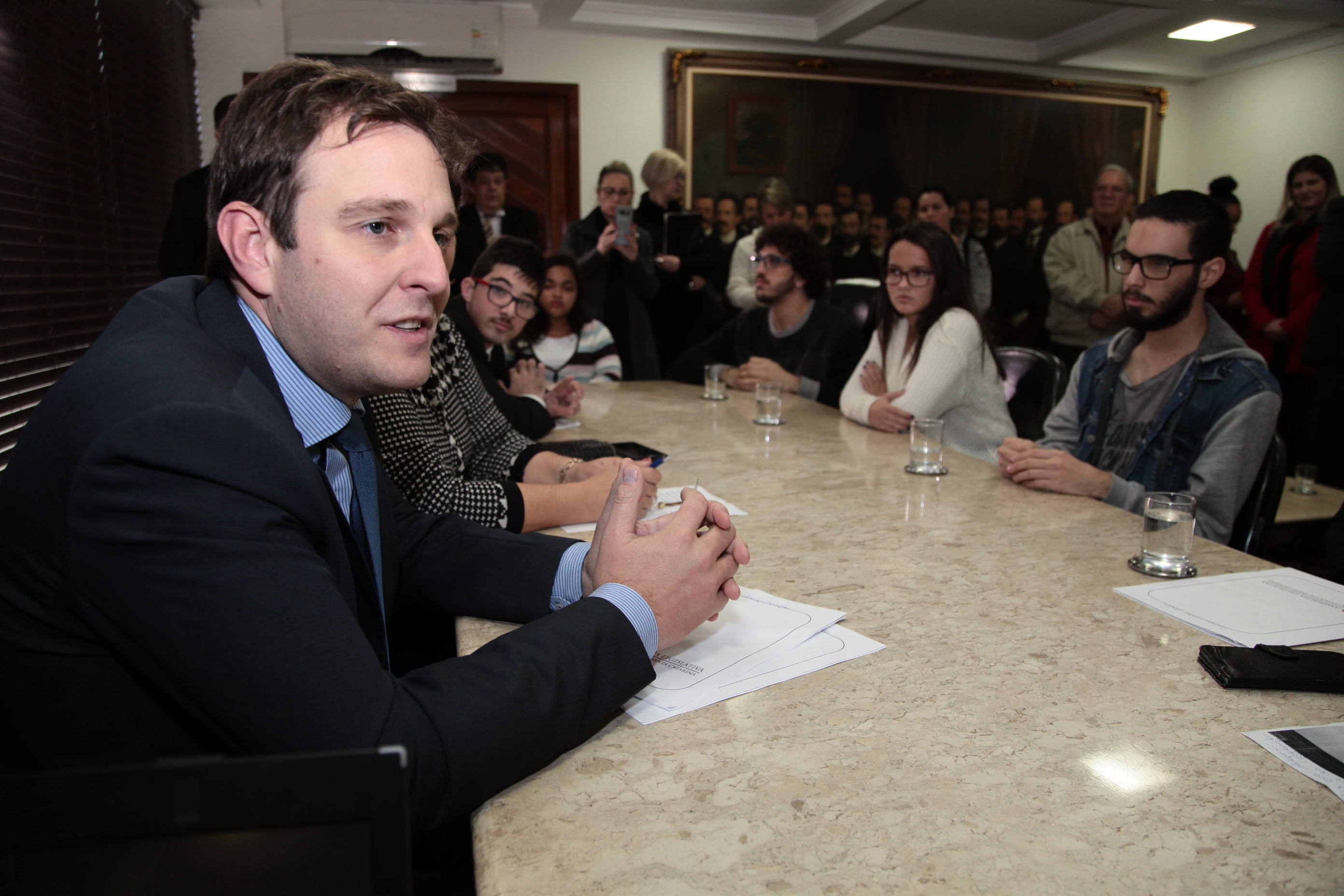 Novos Estagiários do Programa Alesc Inclusiva São Recepcionados na Presidência da Casa.