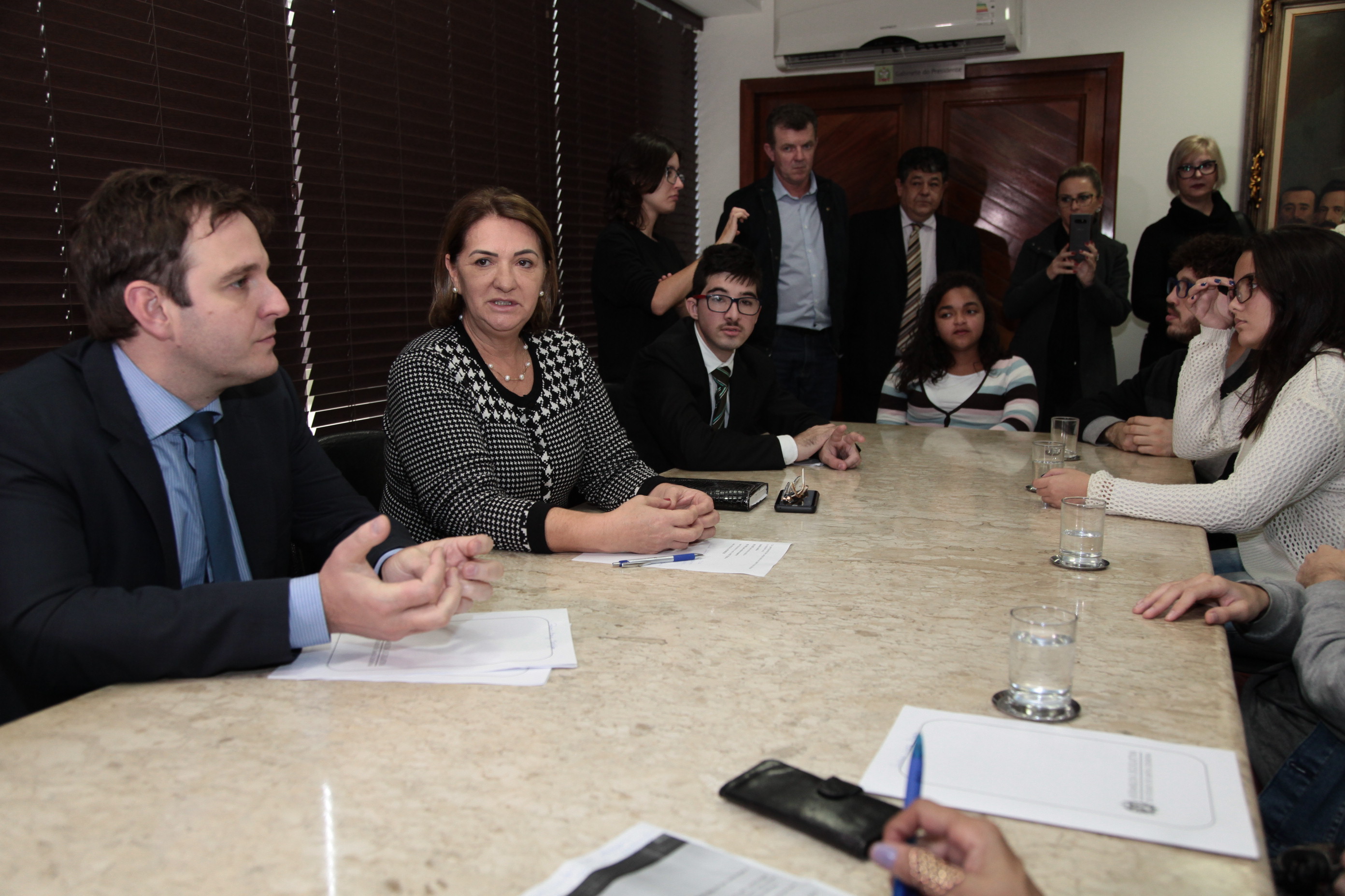 Novos Estagiários do Programa Alesc Inclusiva São Recepcionados na Presidência da Casa.