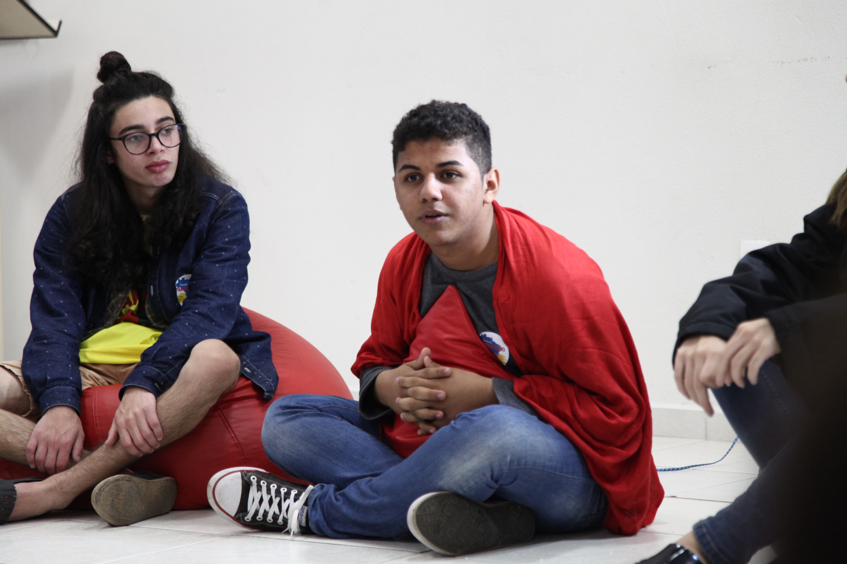 Caravana pelos Direitos da Criança e do Adolescente discute trabalho infantil na Capital