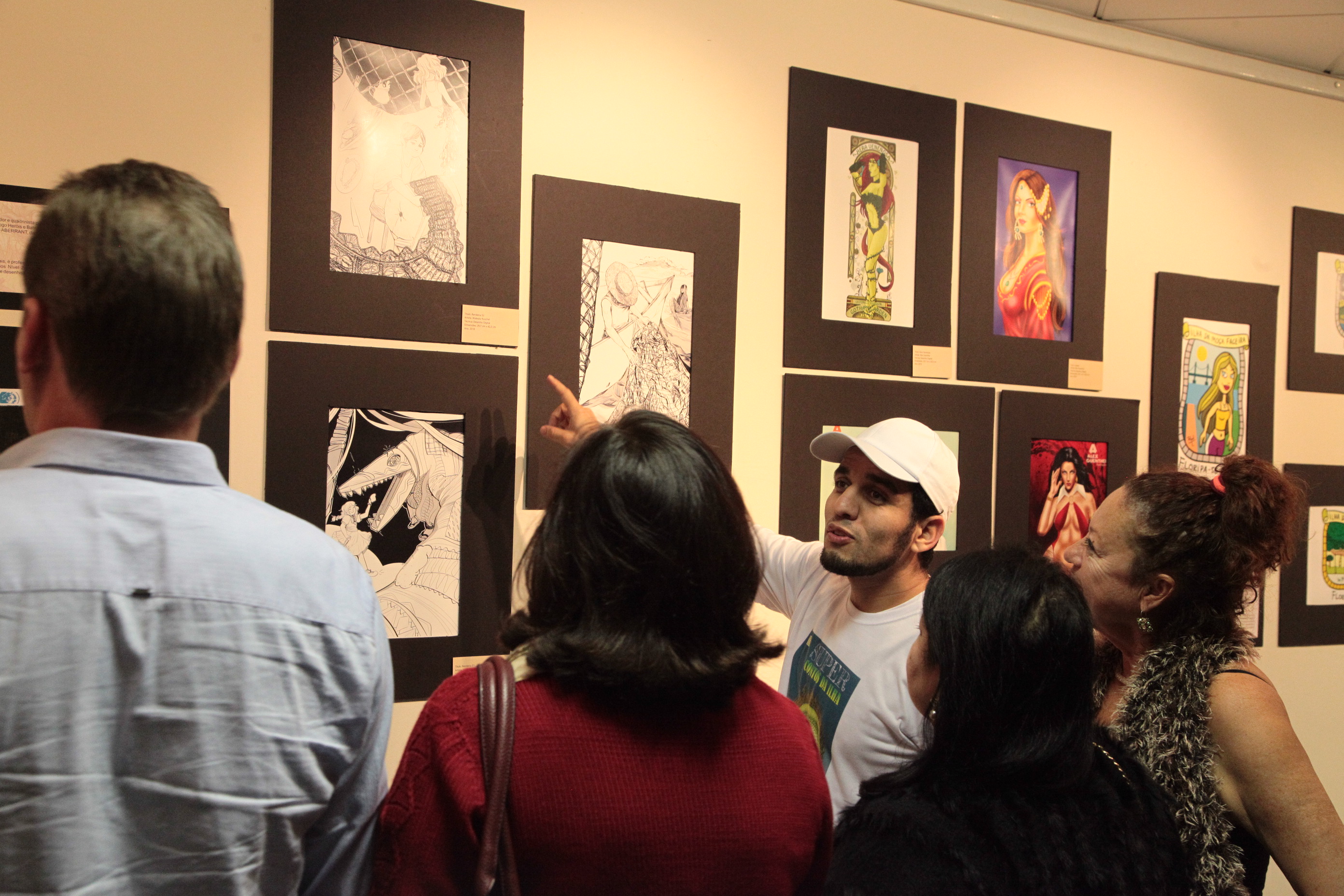Exposição Coletiva dos Artistas da Revista em Quadrinhos: 