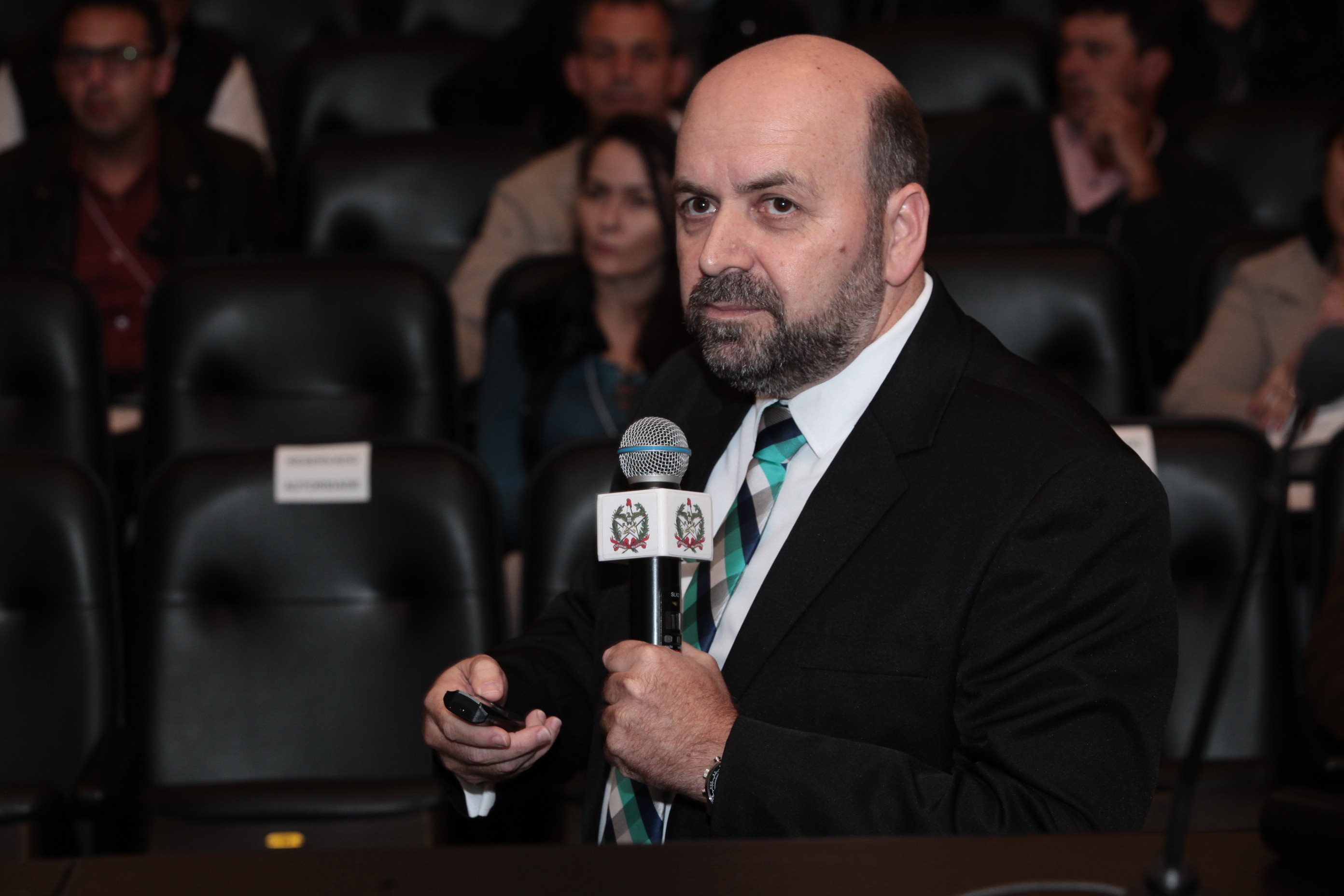 Uvesc - Palestra com o Dr. Moises Hoegenn