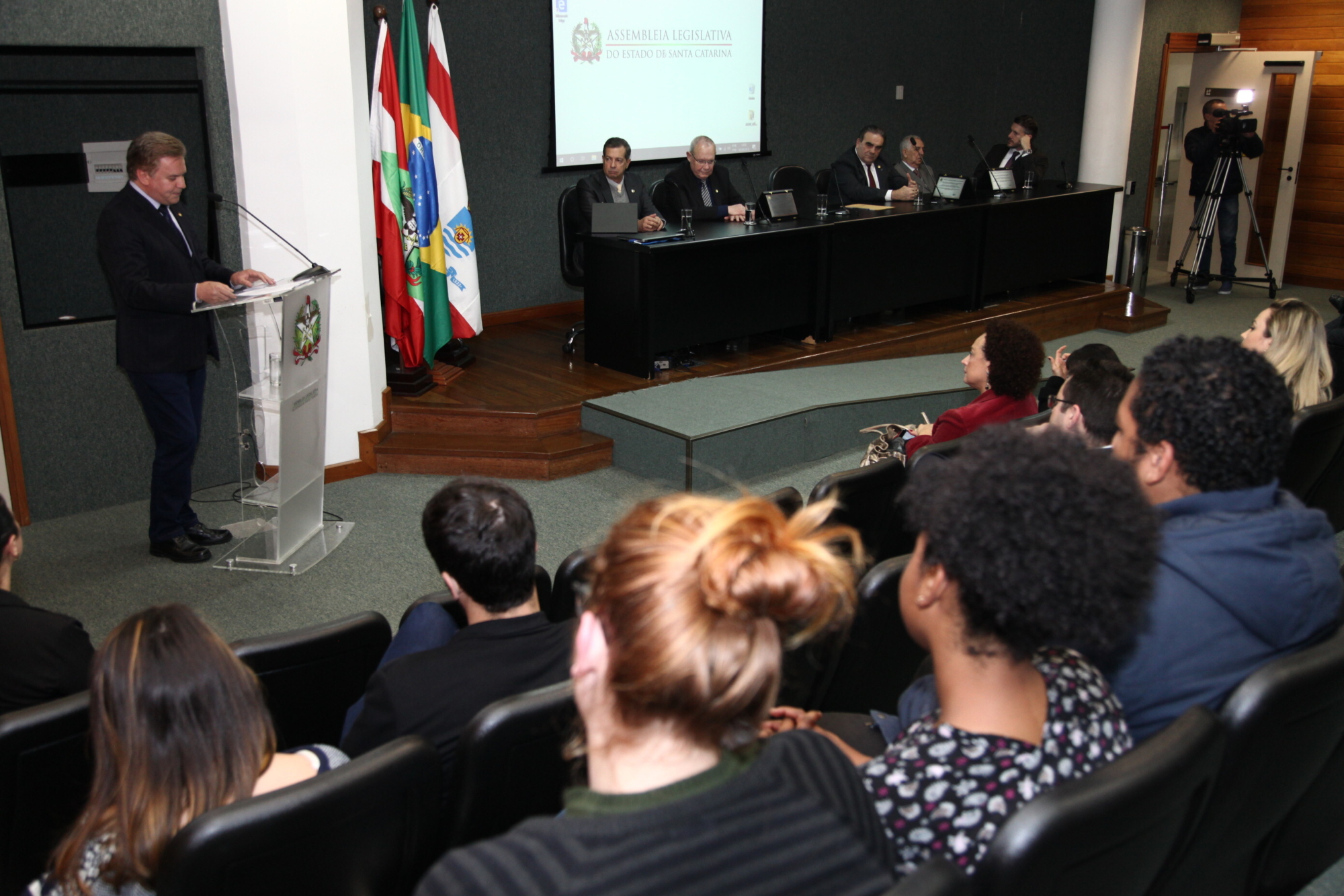 Representantes comerciais são homenageados na Assembleia Legislativa