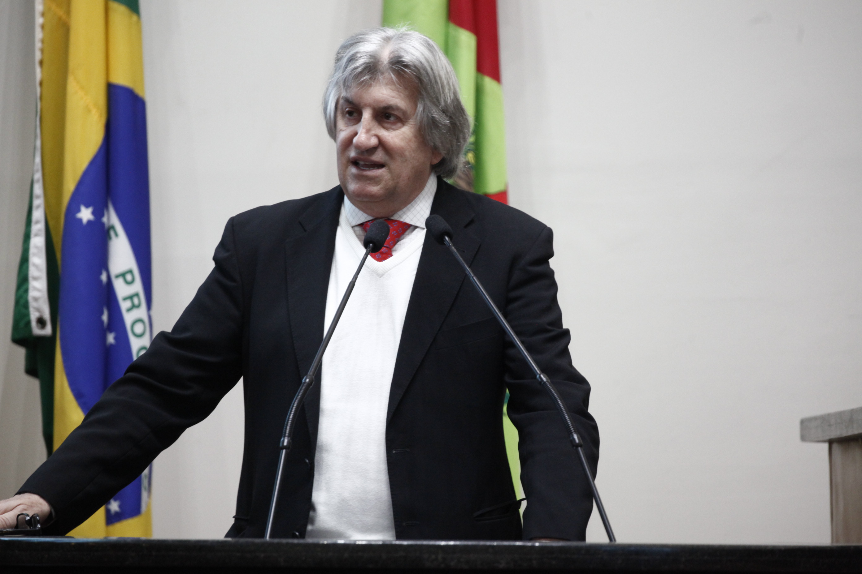 Deputado Leonel Pavan (PSDB)