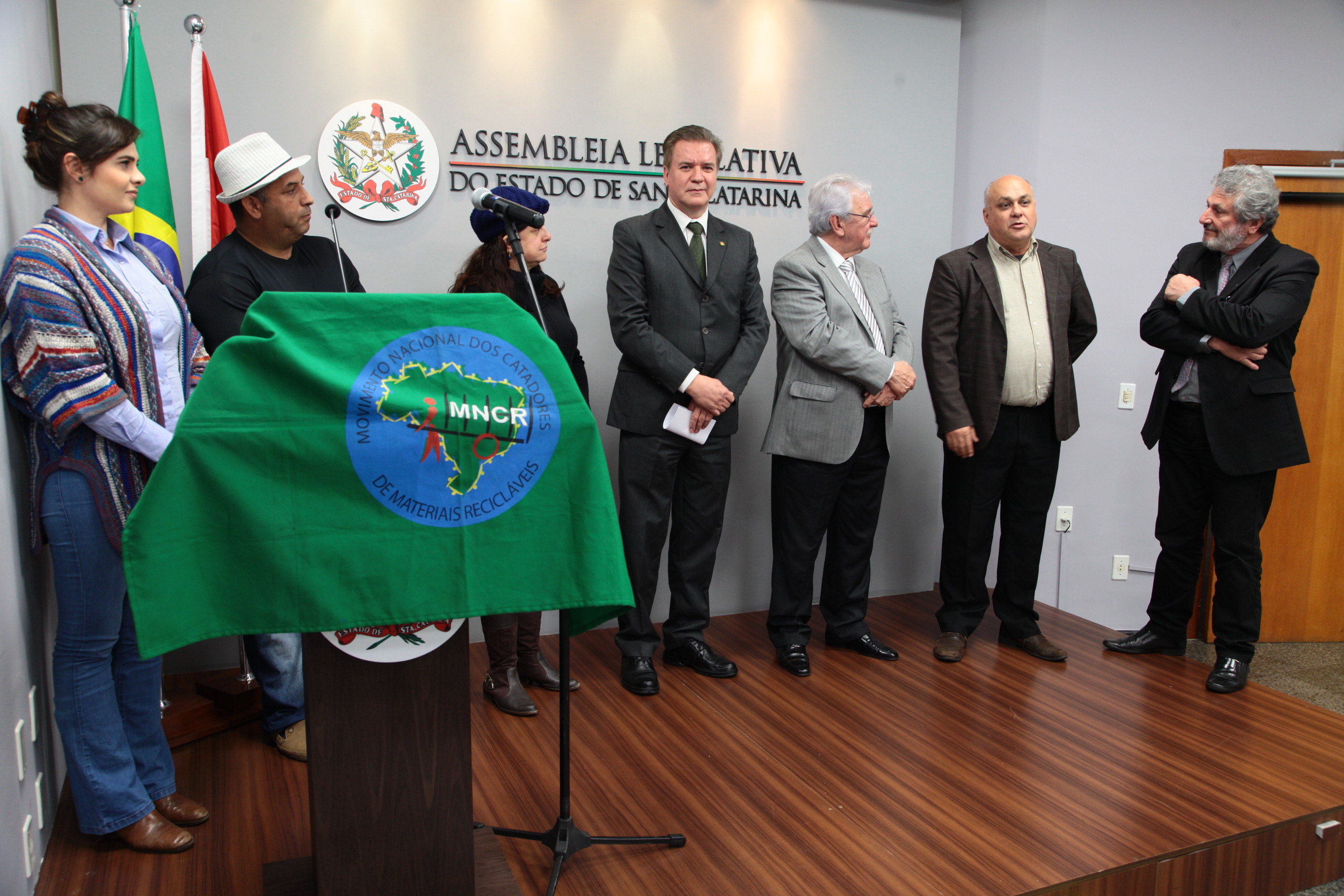 Frente Parlamentar Cadeia Produtiva de Reciclagem