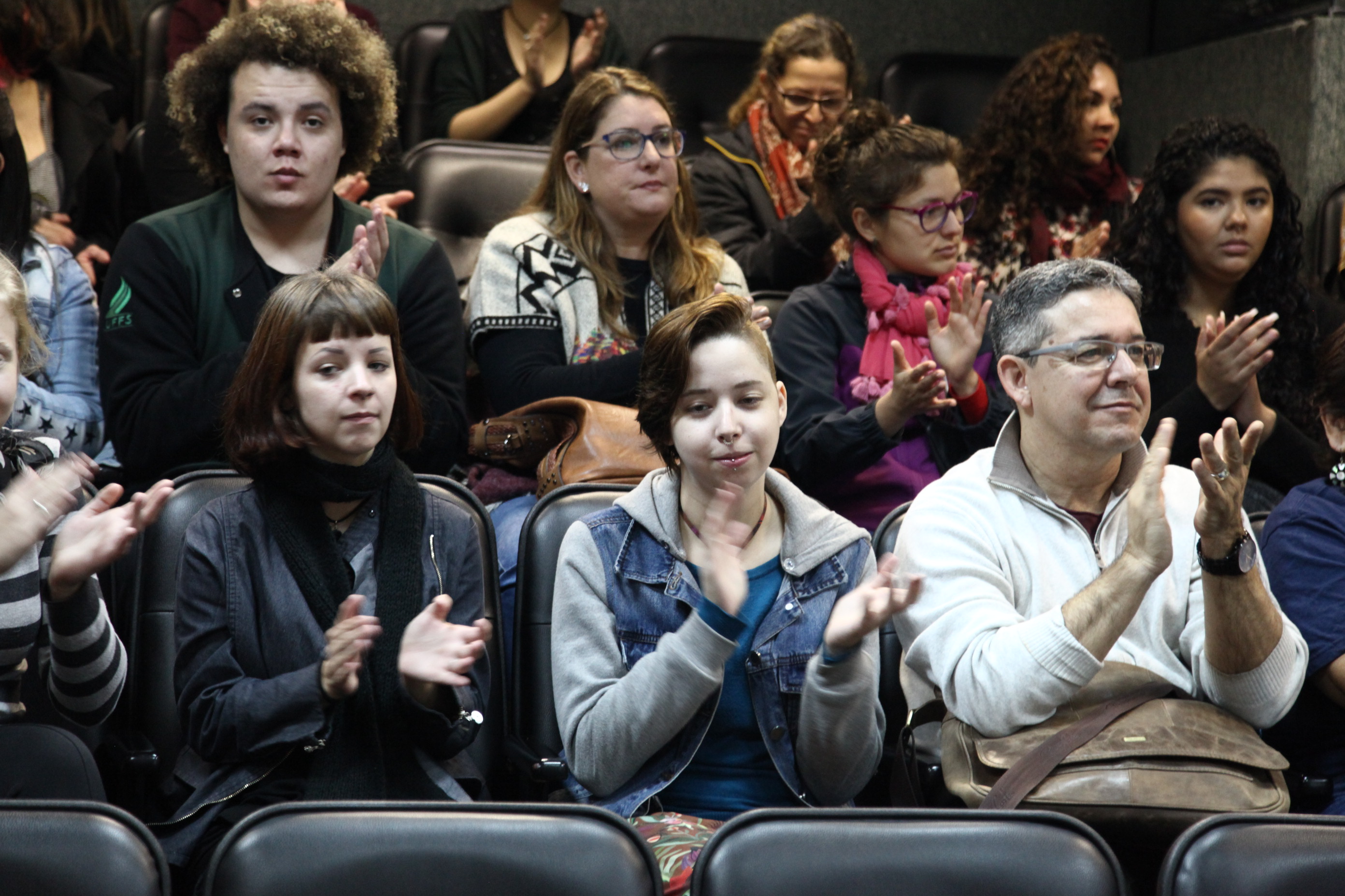 Discussão Relativas á Disciplina de Espanhol na Educação Básica em SC''