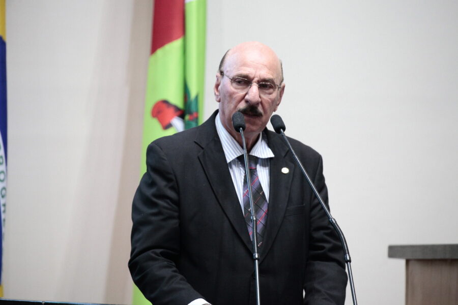 Manoel Mota assume hoje (22) como deputado titular