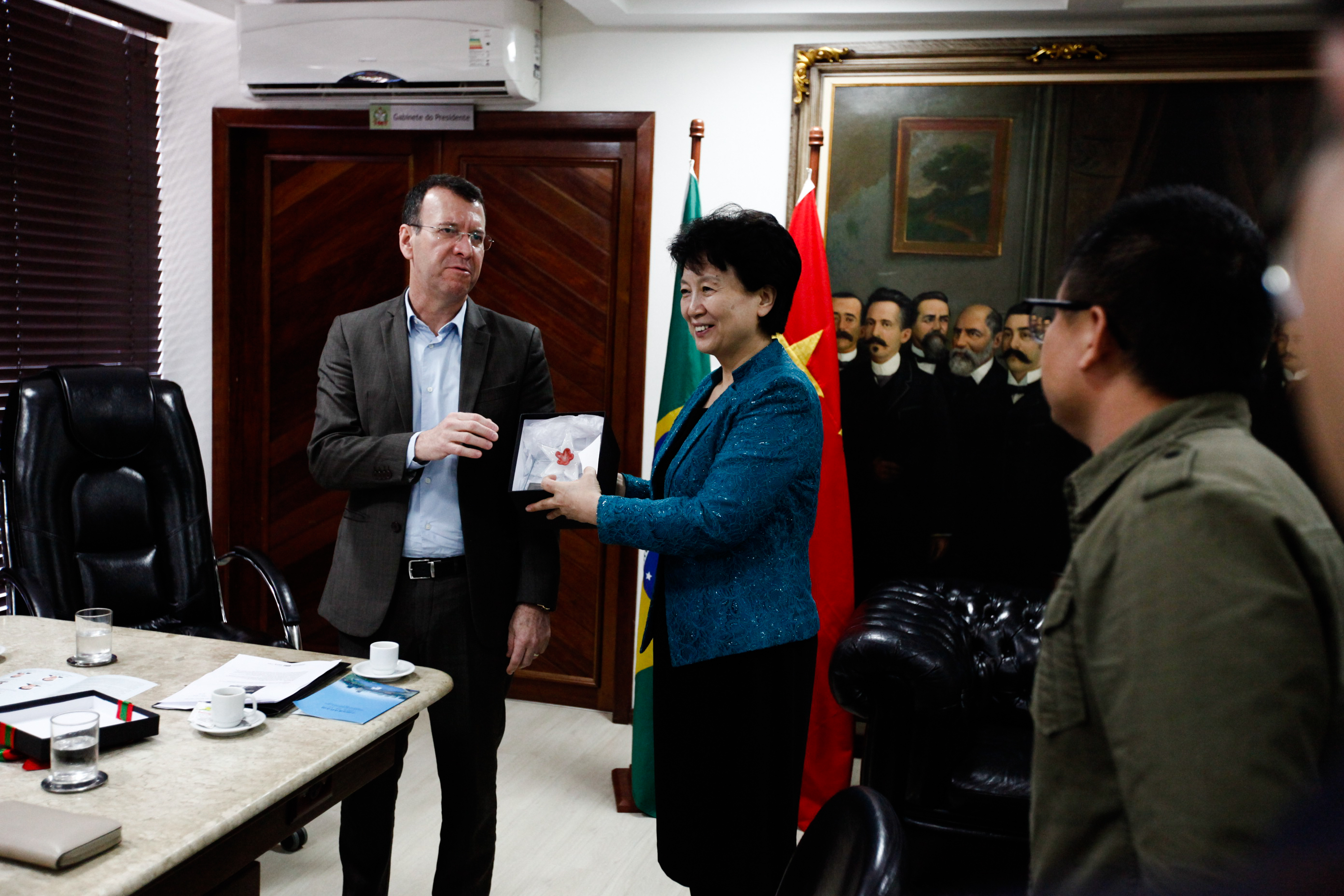 Delegação chinesa da província de Henan visita a ALESC