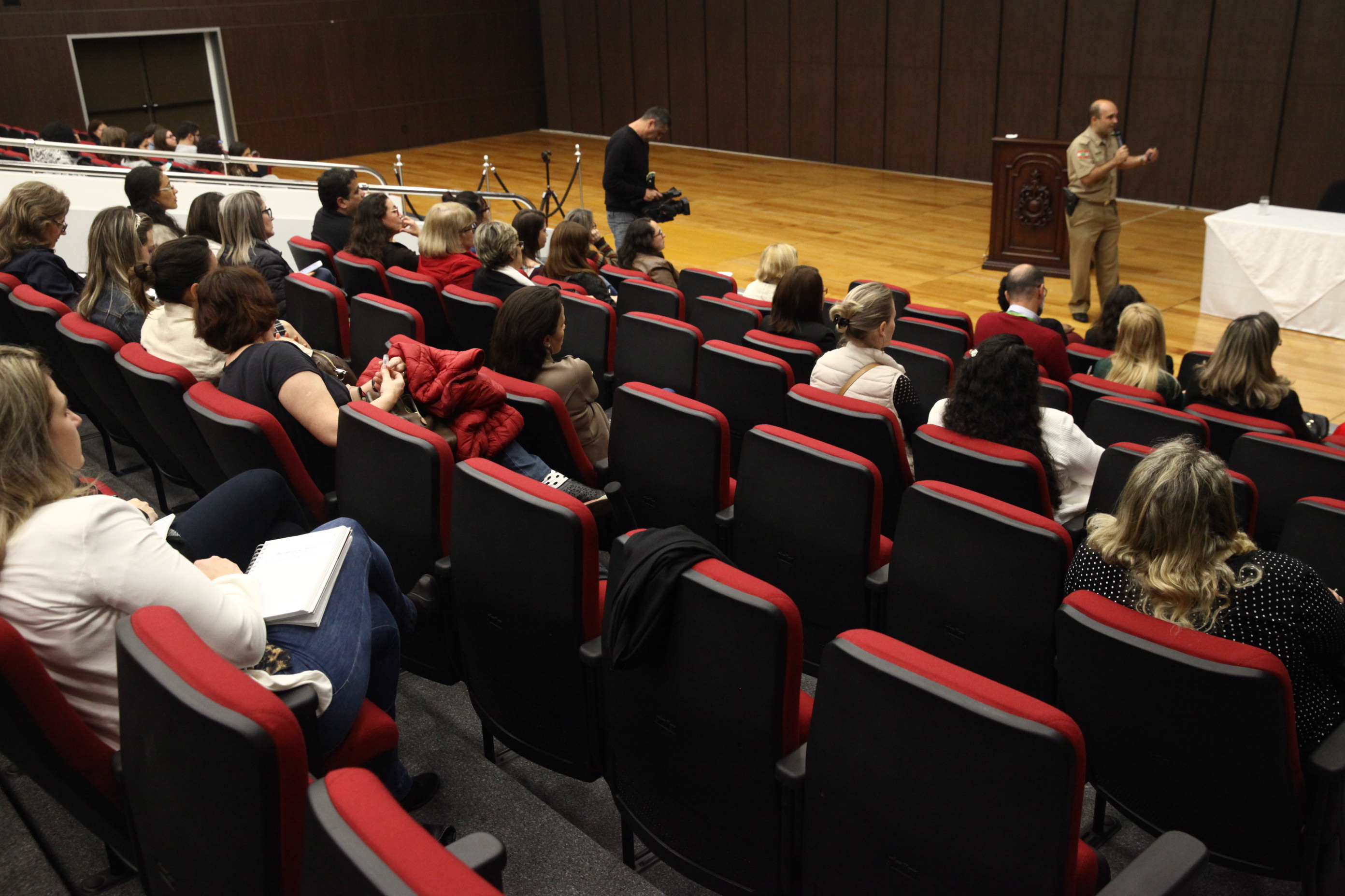 Capacitação Sobre violência Doméstica Voltada Para Professores