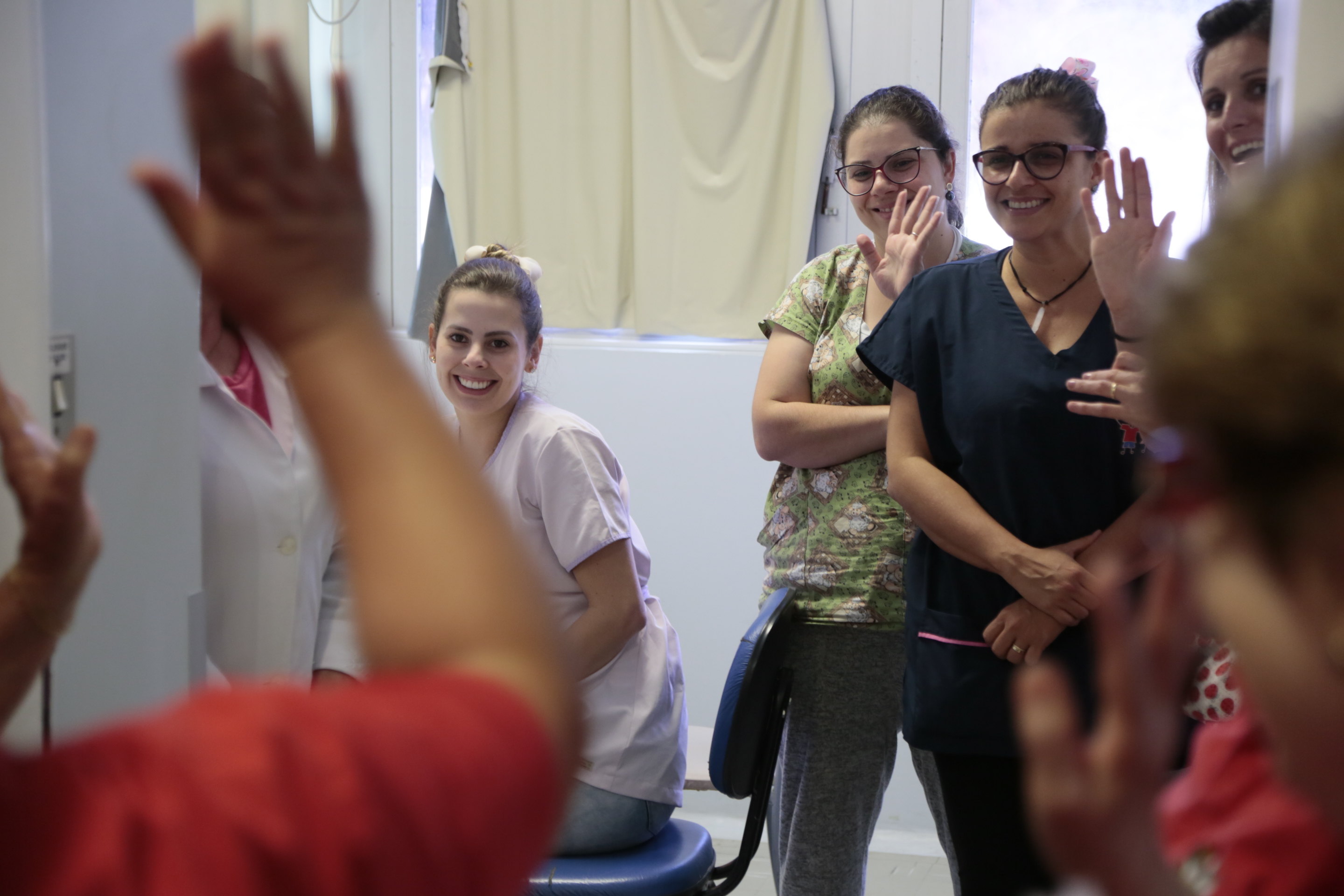 Coral da Alesc Canta para Crianças no Hospital Infantil.