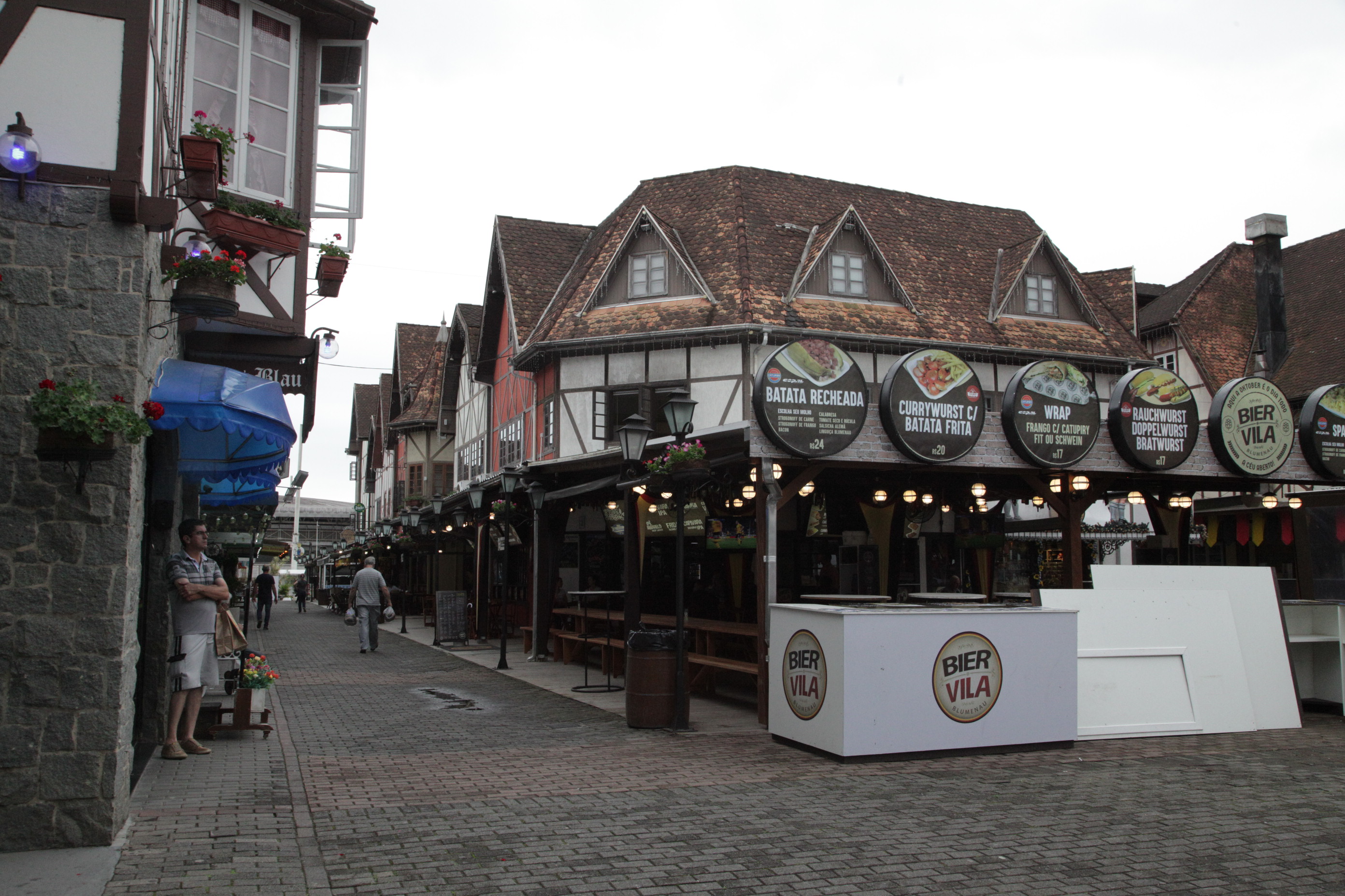 Cerveja Artesanal em Santa Catarina - Parque Vila Germânica, em Blumenau (foto: Solon Soares)