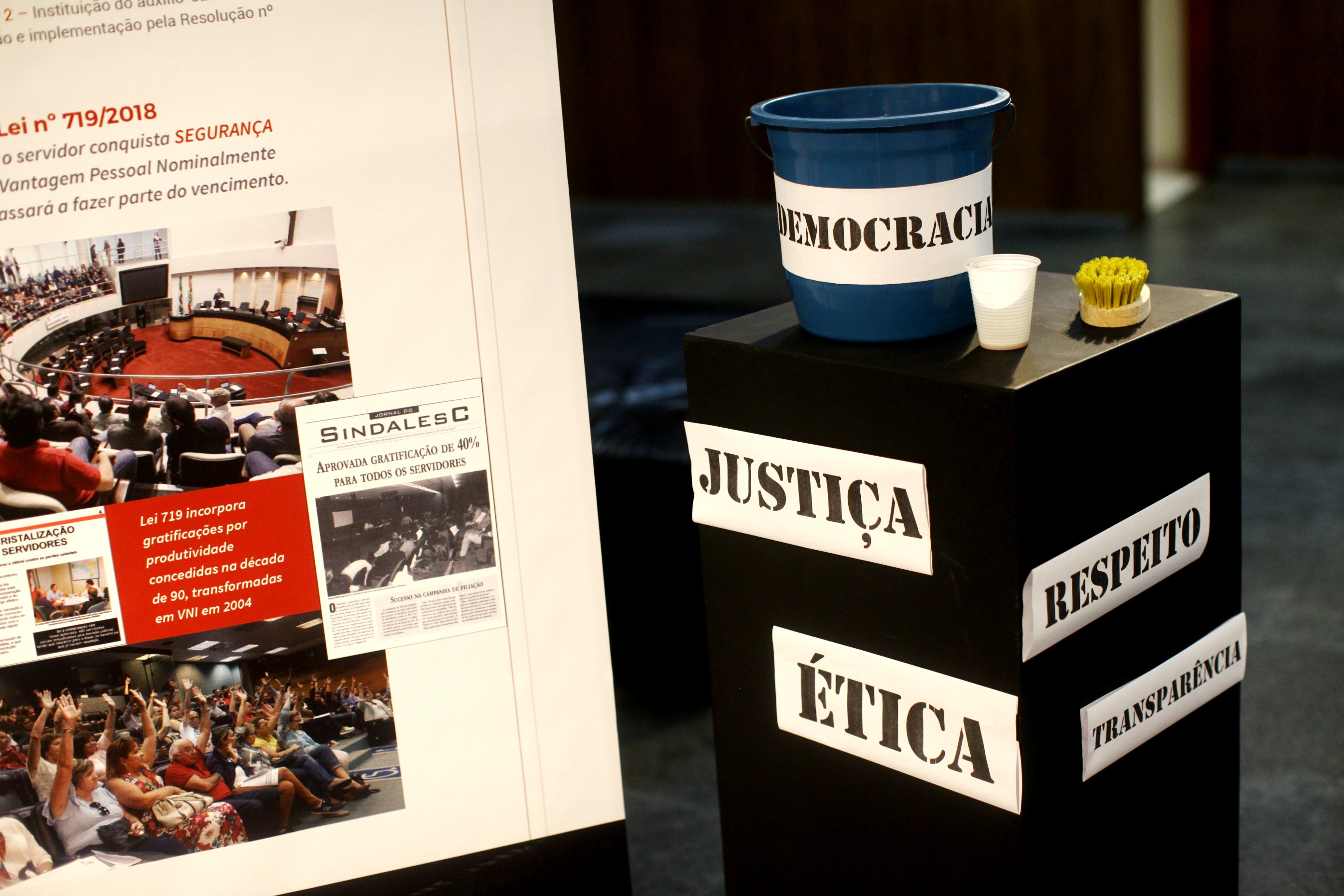 Exposição 30 anos SINDALESC