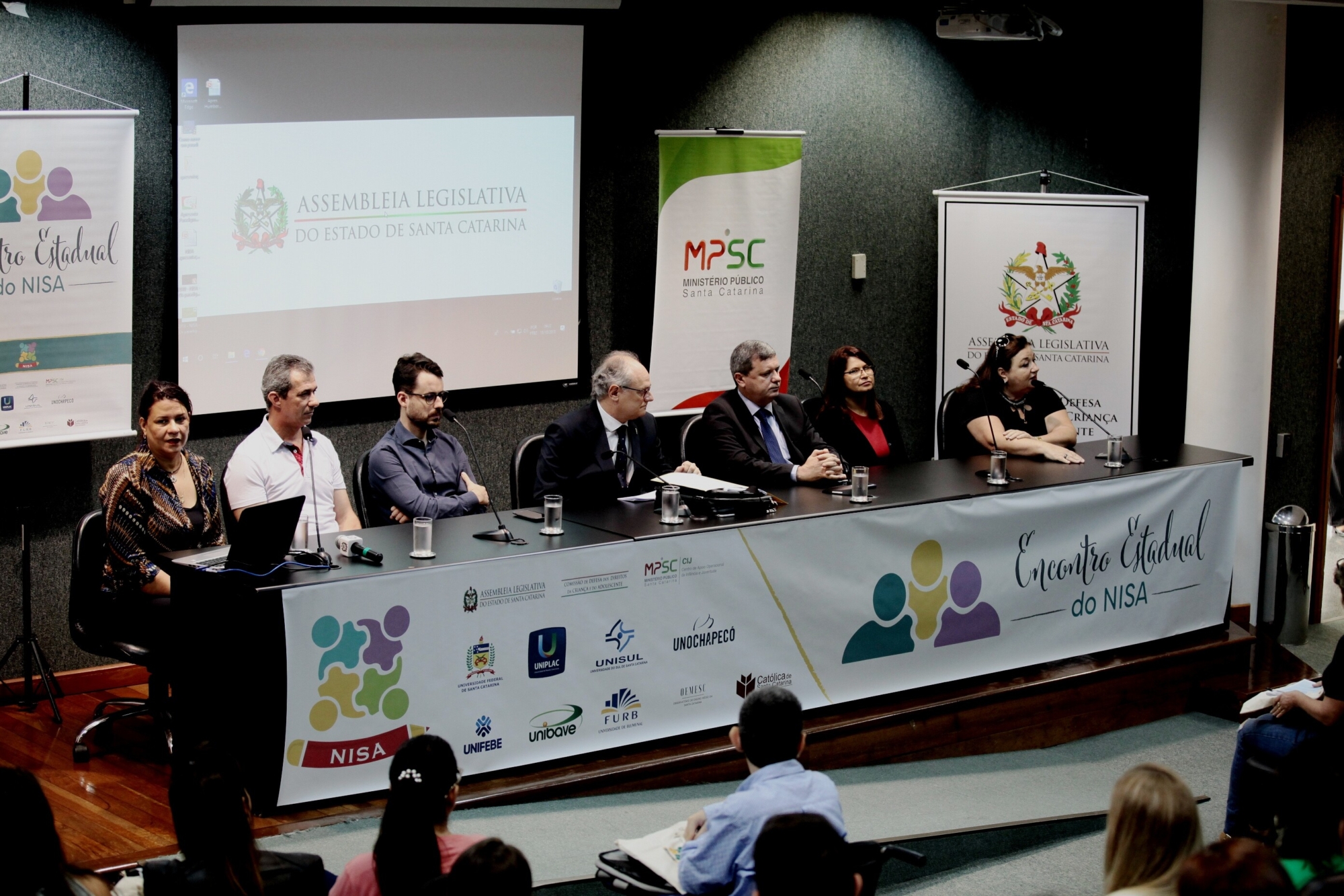 Encontro estadual discute rede de atendimento à criança e ao adolescente