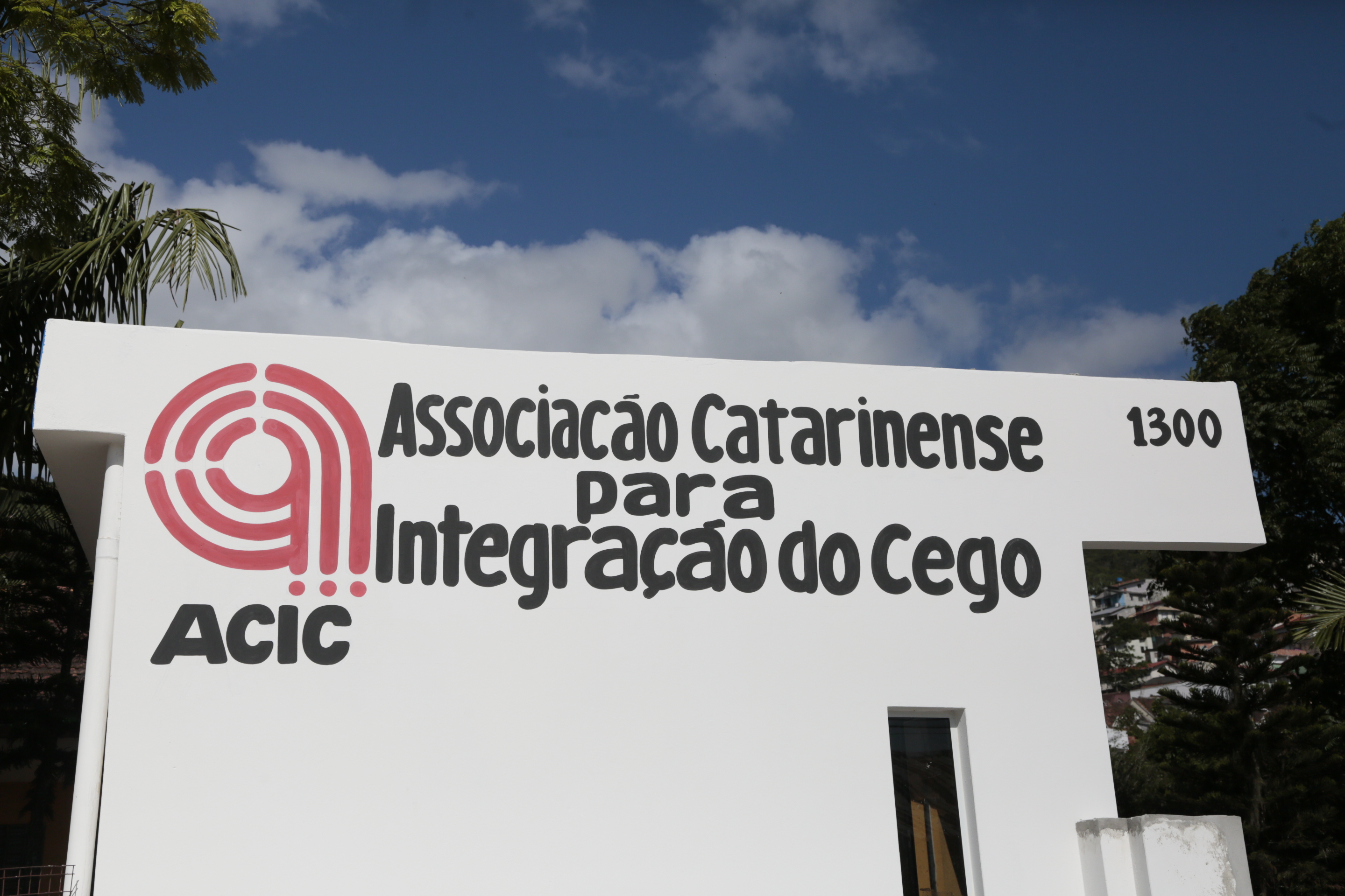 Associação Catarinense para a Integração do Cego.