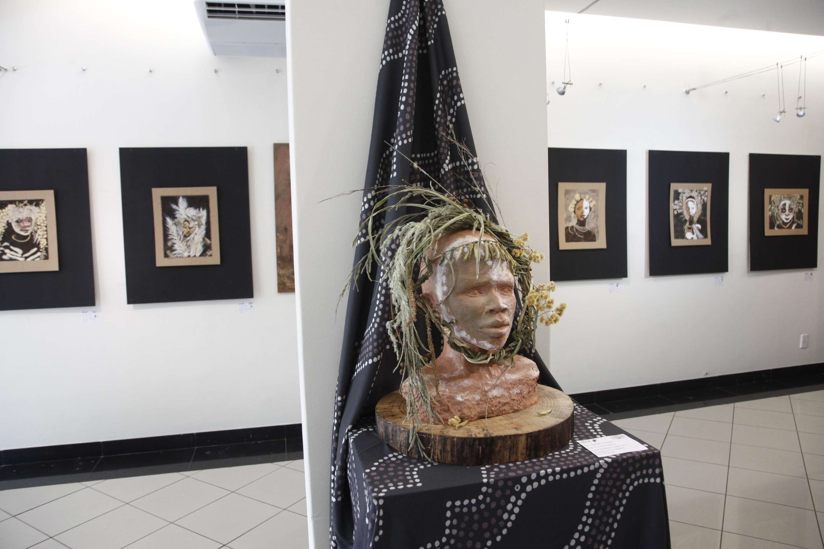 Exposição Essência Negra