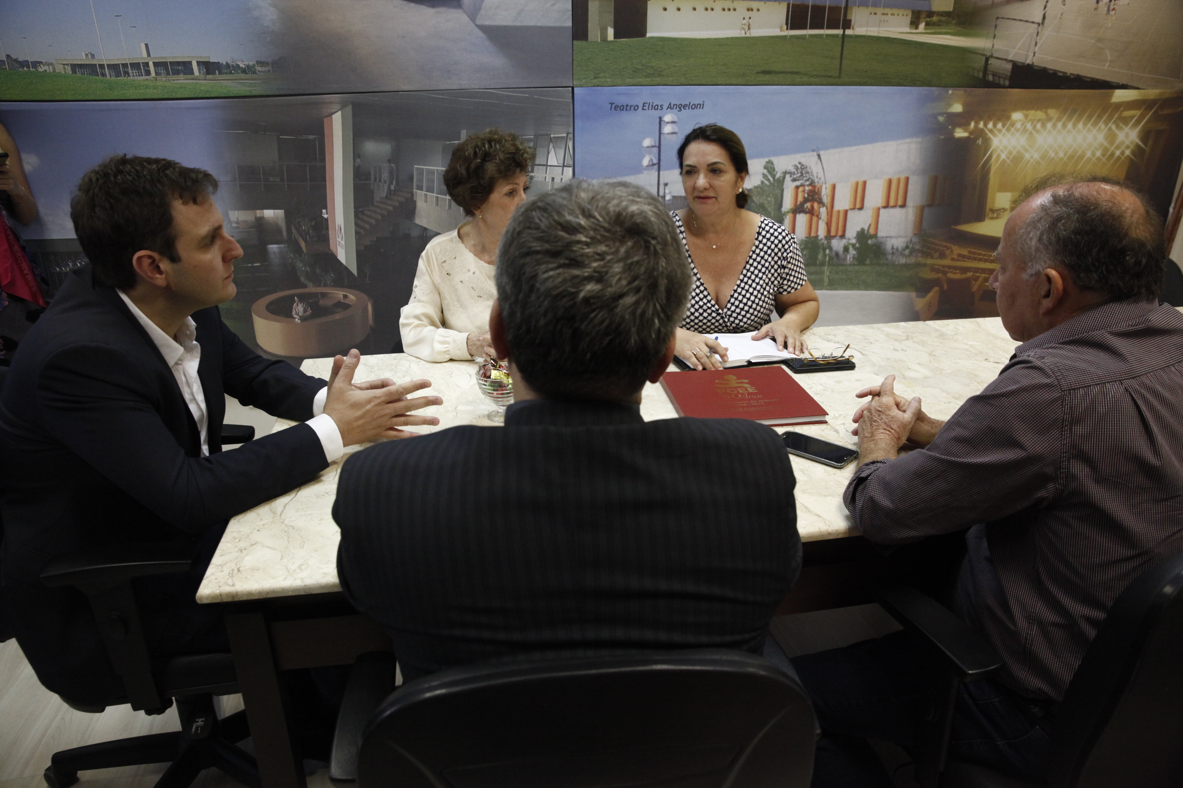 Reunião com representantes da Apae