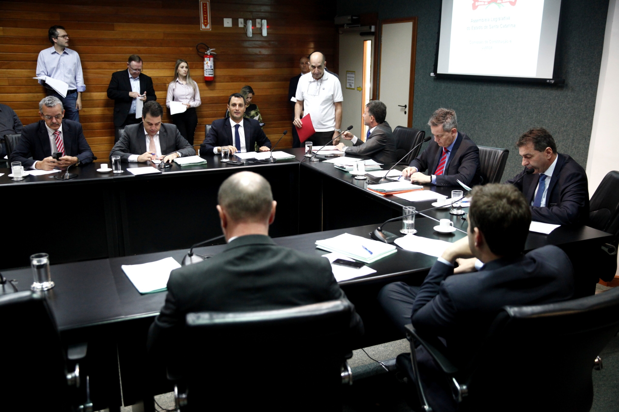 CCJ admite MPs sobre programas de recuperação fiscal e tributação no Prodec