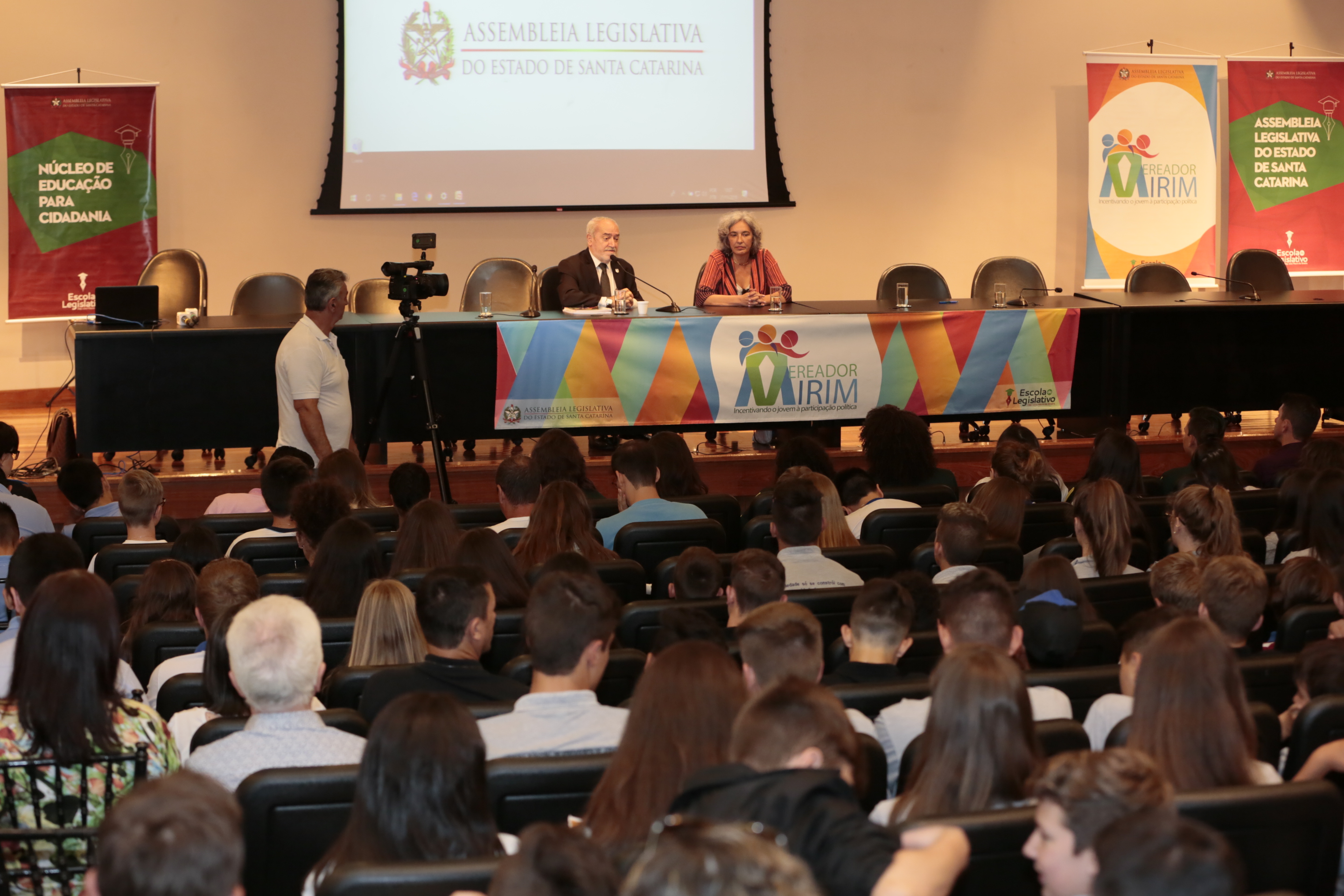 ABERTURA do IX Encontro Estadual de Vereadores Mirins.