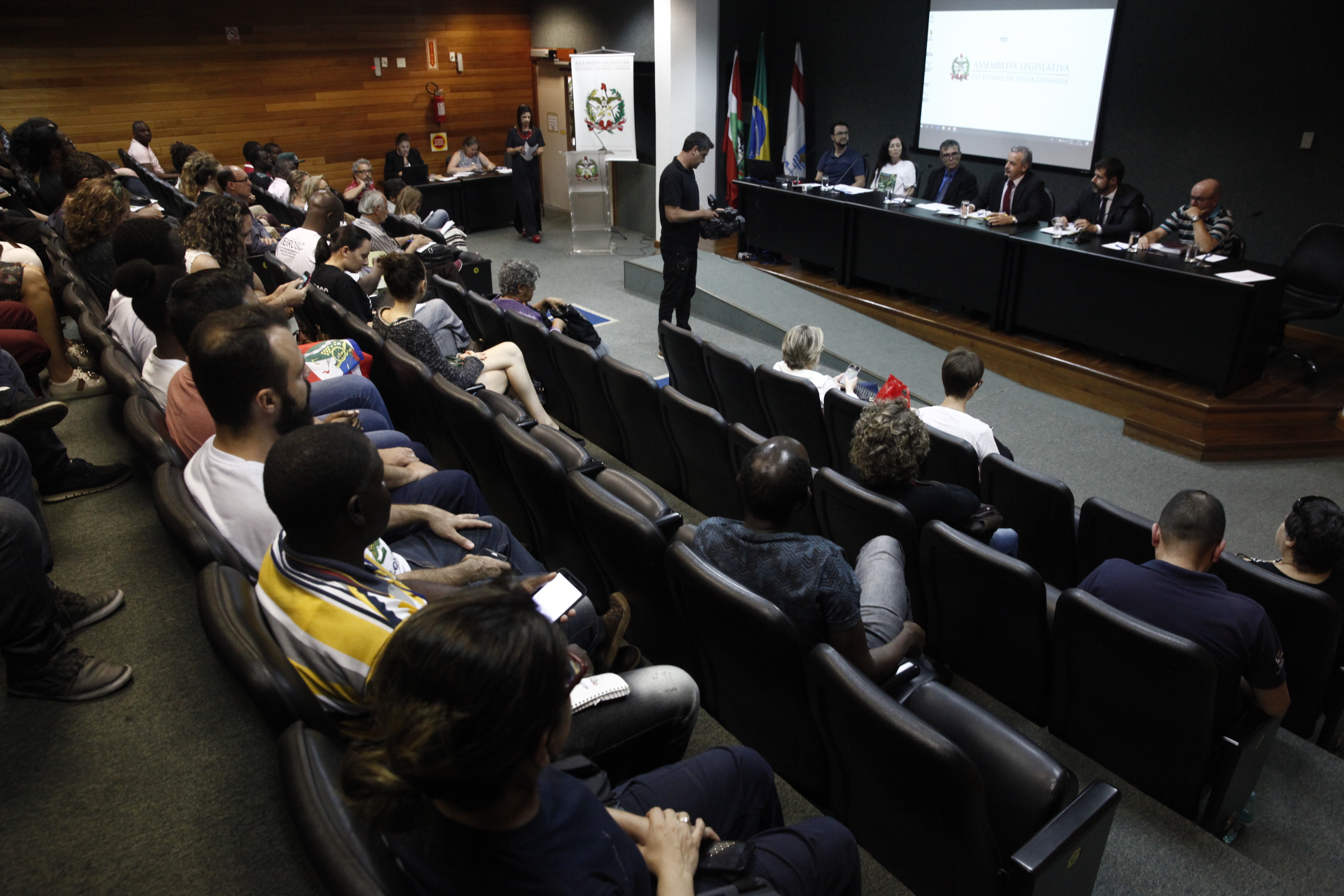 Audiência Pública Politicas Públicas para Imigração em SC