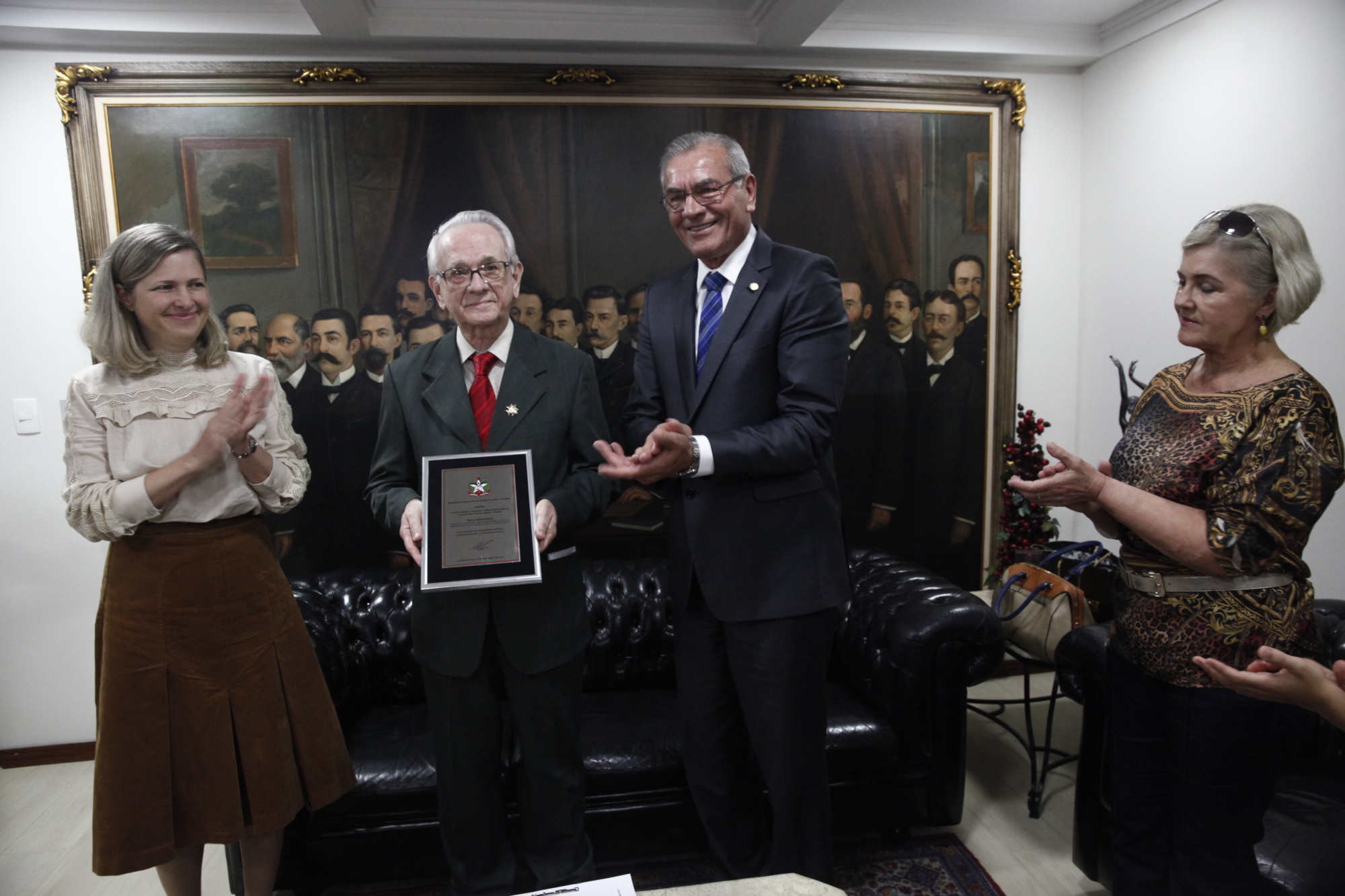 Sociedade Polônia recebe homenagem da Assembleia Legislativa