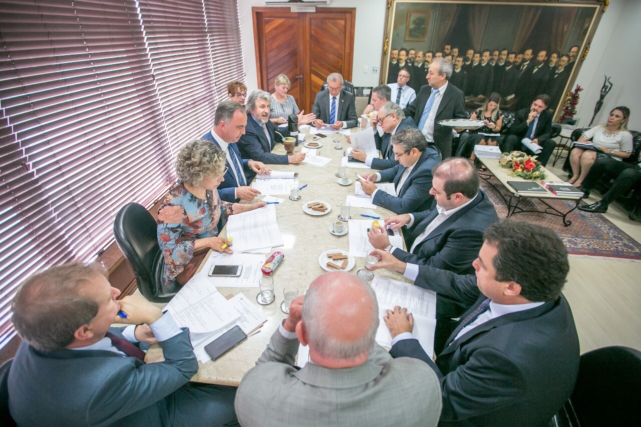 Reunião define pauta de votação da Alesc até o fim do ano