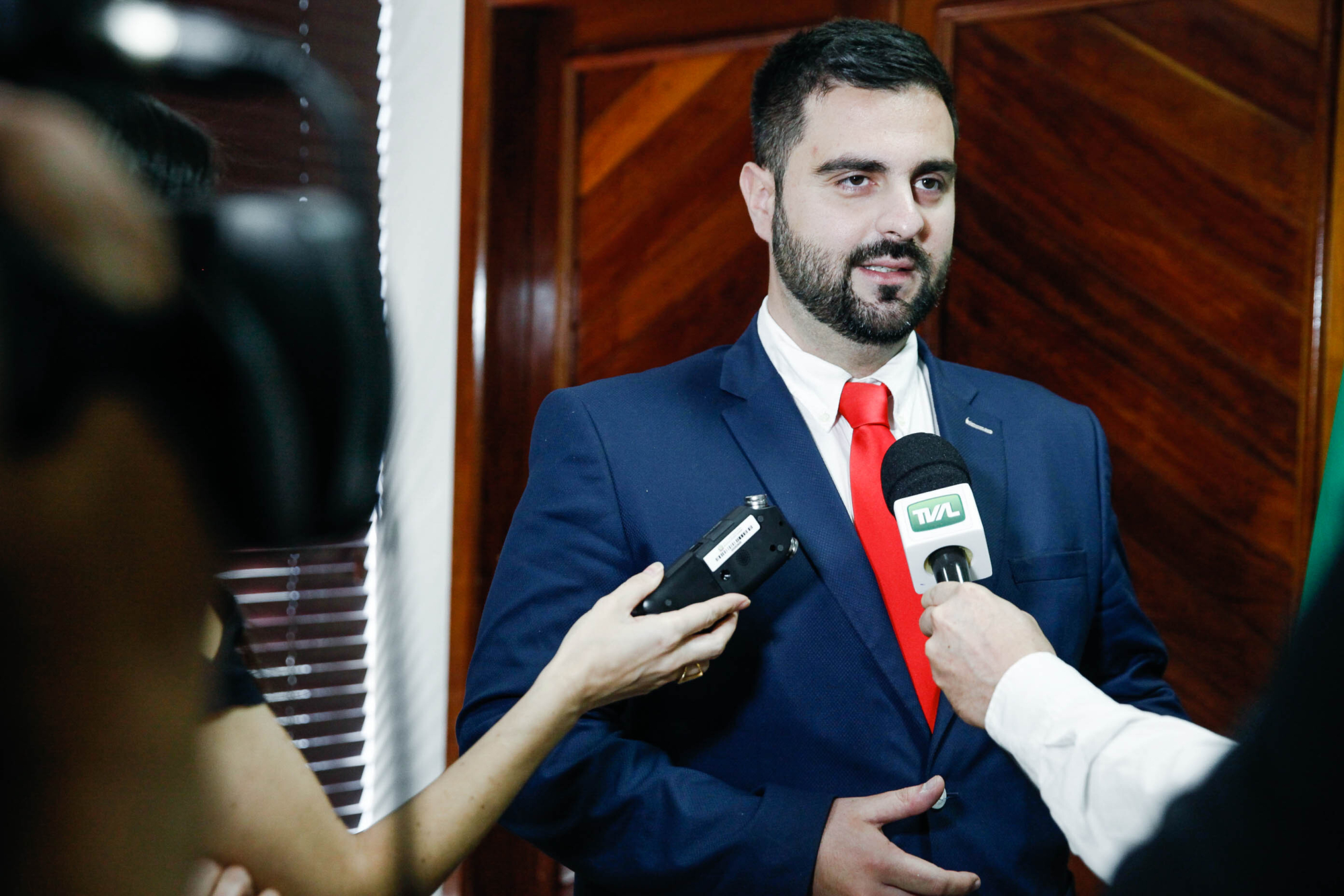 Turismo é pauta de reunião entre vice-governador da Grécia e deputados