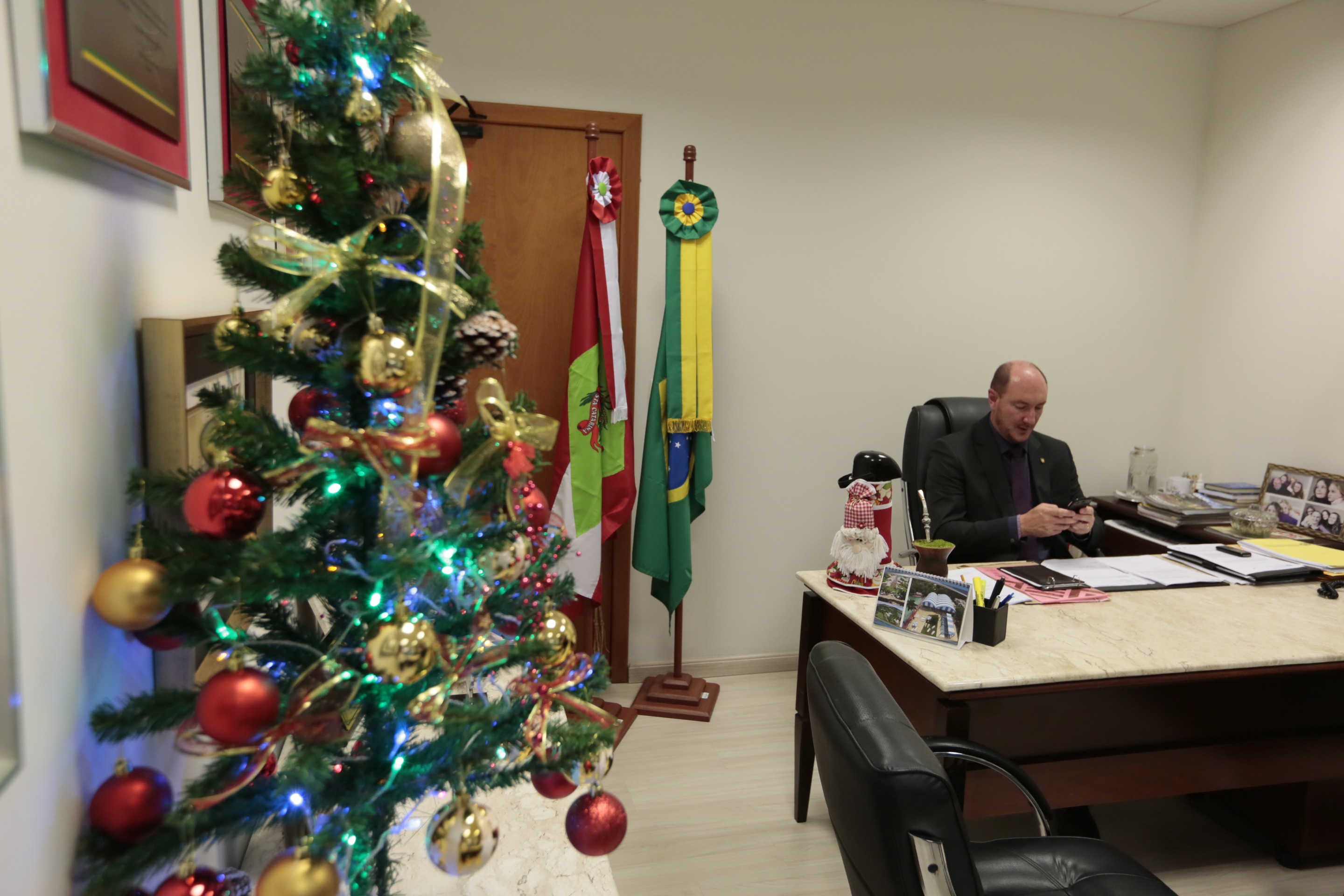 Comissão Altera Regimento Interno