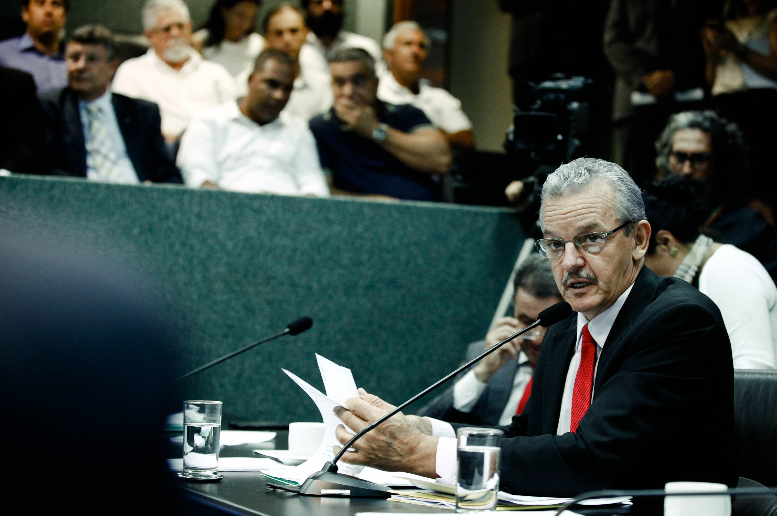 Comissão de Constituição e Justiça