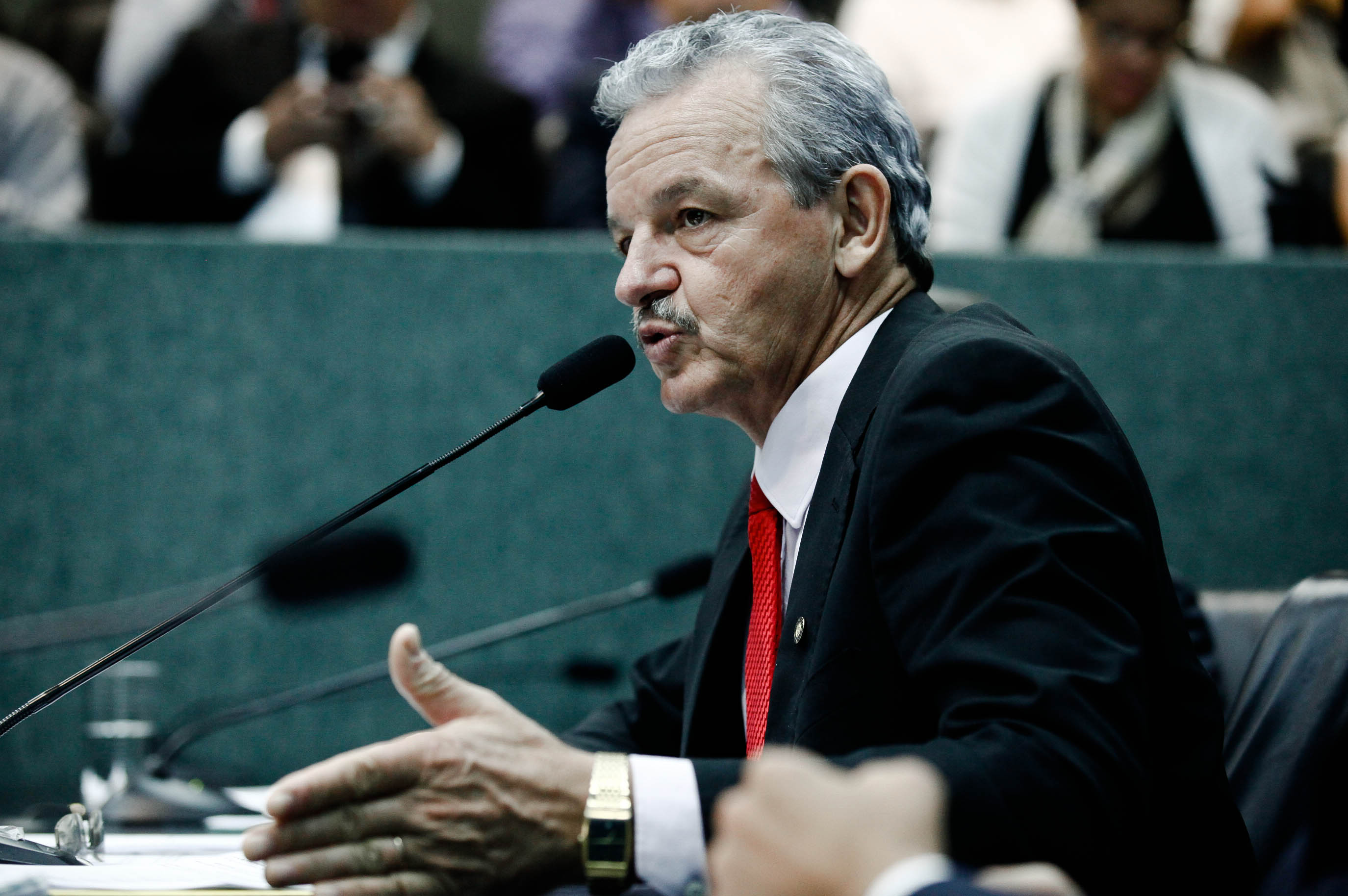Comissão de Constituição e Justiça