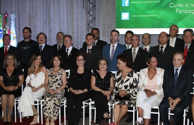 O título de Cidadão Honorário de Criciúma foi concedido a Parisotto