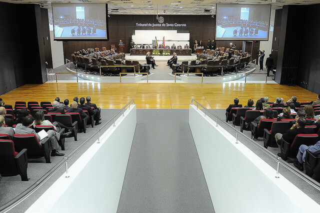 TVAL e redes sociais da Alesc transmitem diplomação dos eleitos