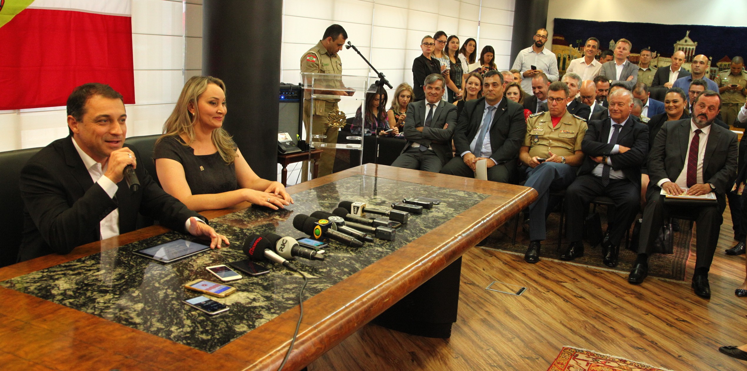 Coletiva Governador