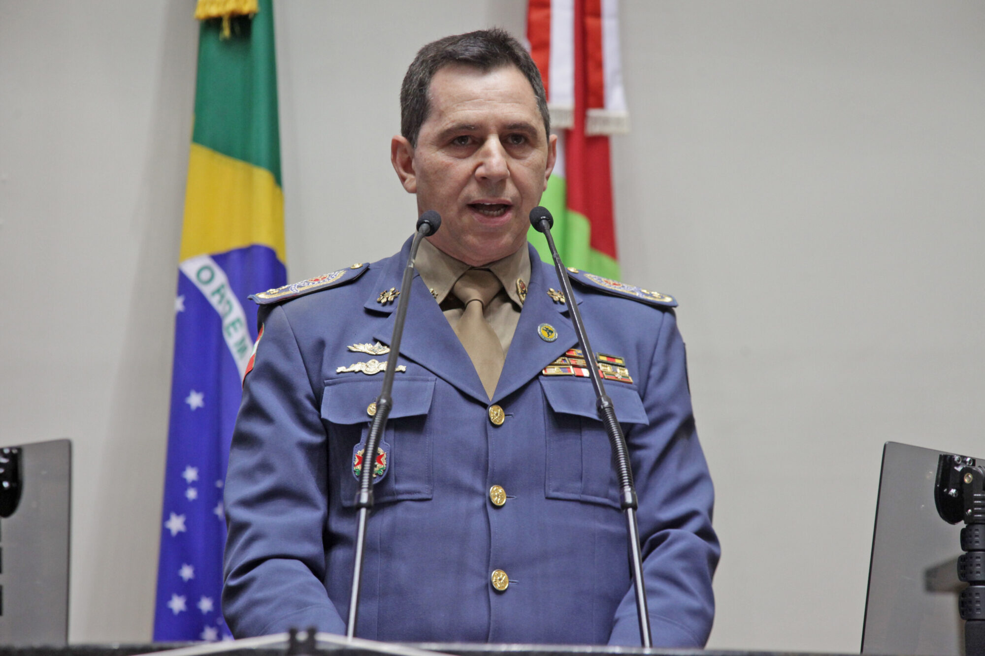 Coronel Mocellin chega com a missão de liderar governo Moisés na Assembleia