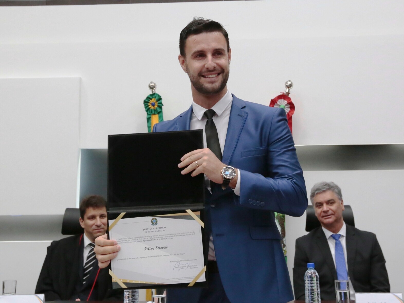 Felipe Estevão terá missão de liderar bancada do PSL na Assembleia