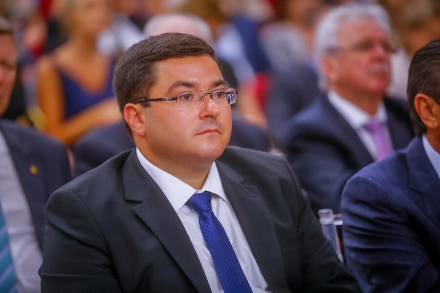 Ricado Alba (PSL)